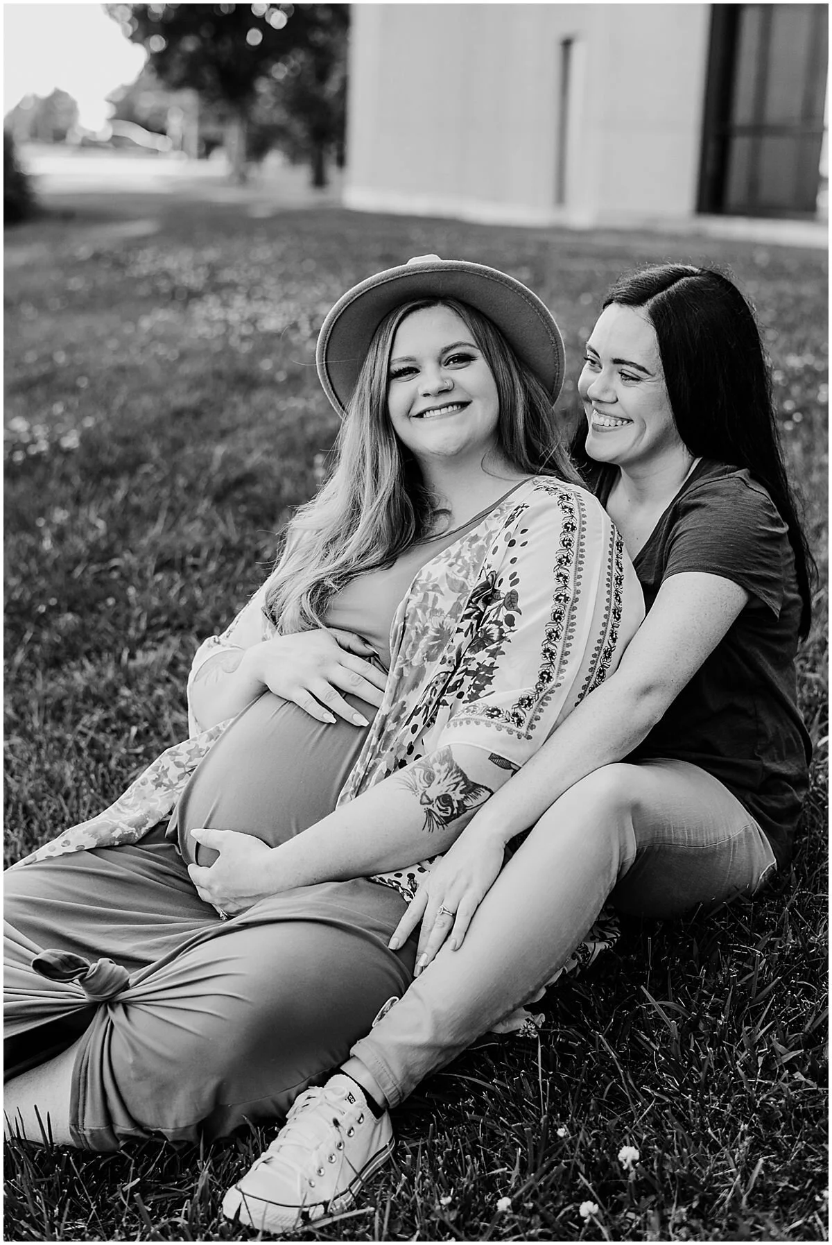 Maryville Missouri Photographer, Maryville Missouri Wedding Photographer, Missouri Wedding Photographer, LGBTQ Maternity, Lesbian Maternity Photos