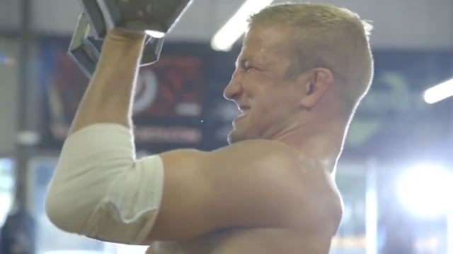 UFC TRAINING DAY: TEAM ALPHA MALE