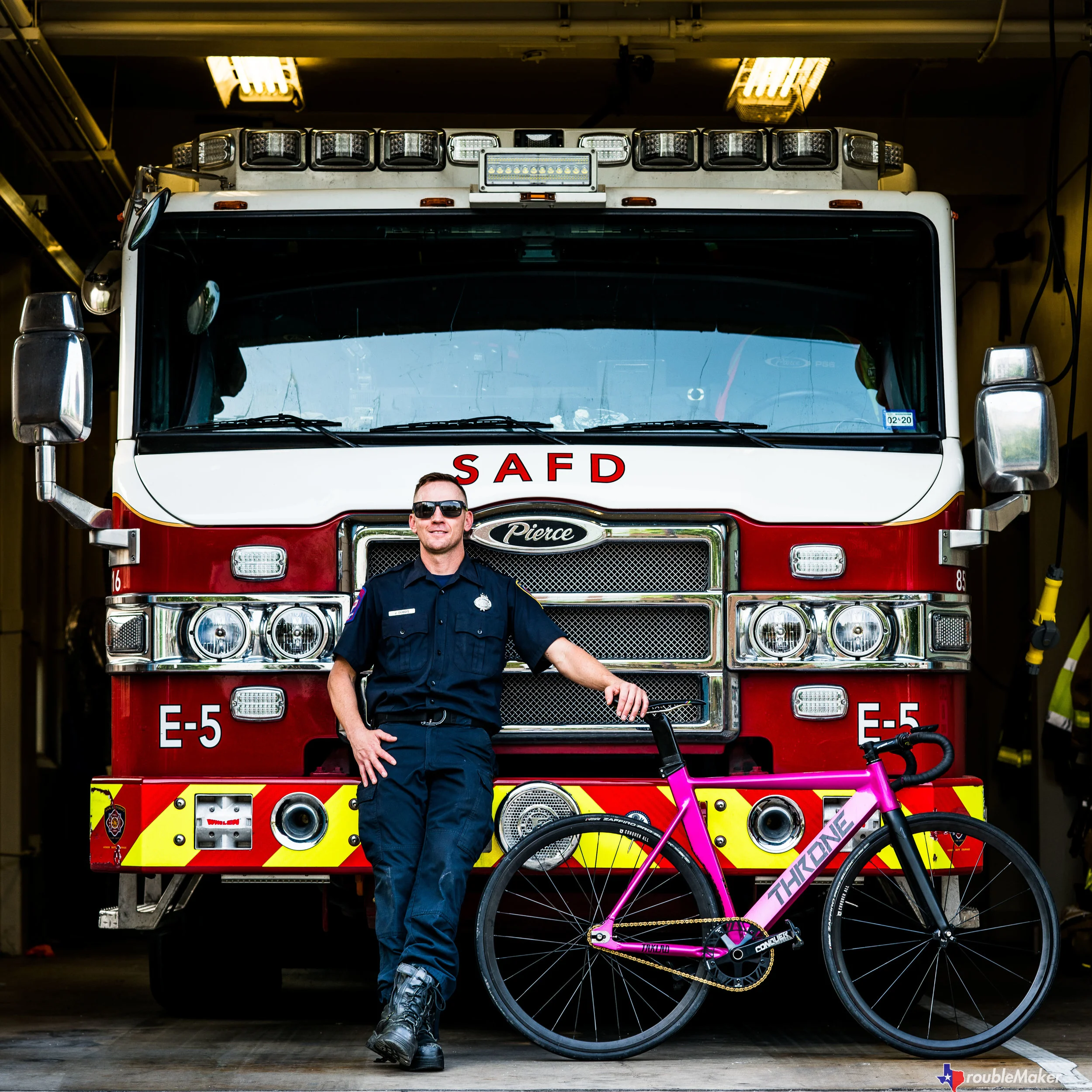 James Throne 2019  -4.jpg