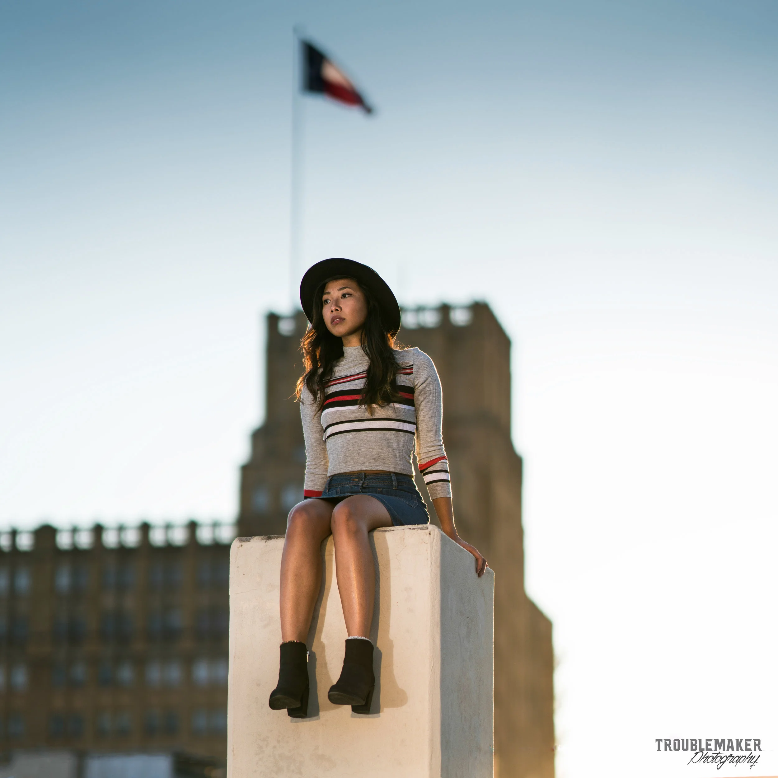 dessa sitting1 (1 of 1).jpg