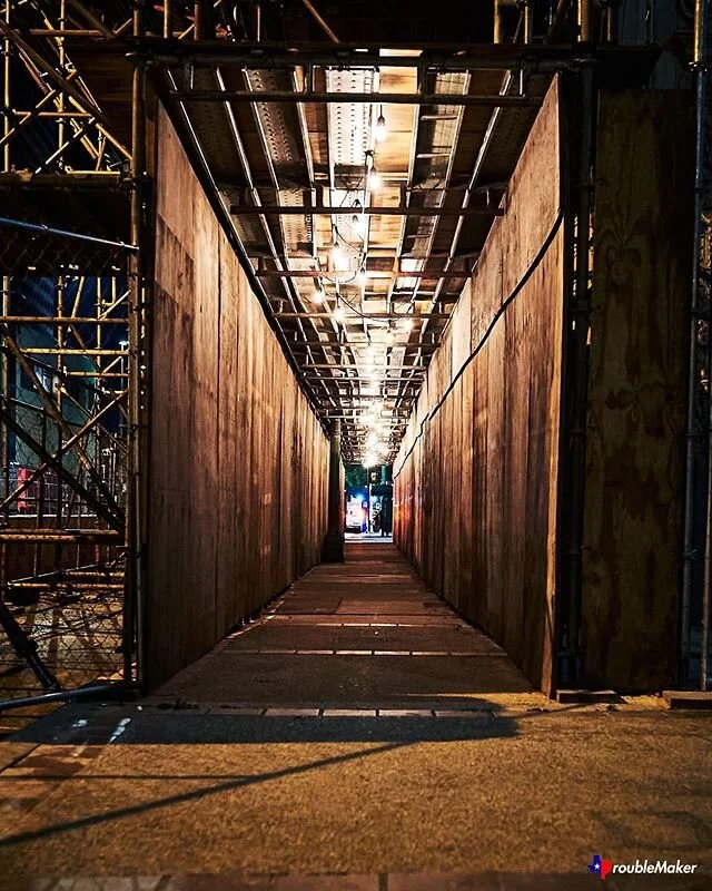 Late night wandering...
.
.
.
.
#TxTroubleMaker #txtroublemakerphotography #moodygrams #createyourhype #urbanexploration #documentaryphotography #sonyambassador #igsanantonio #urbanjungle #nightshooters #urbanphotography #artofvisuals #sonyimages #sa