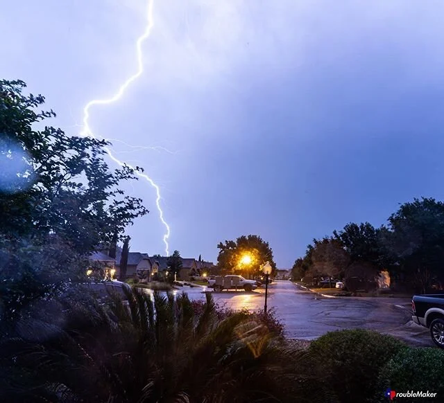 That storm last night was crazy! Here&rsquo;s a few of my favorites from the time lapse I was shooting. 🌩
.
.
.
.
#TxTroubleMaker #txtroublemakerphotography #moodygrams #createyourhype #longexpoelite #documentaryphotography #sonyambassador #longexpo