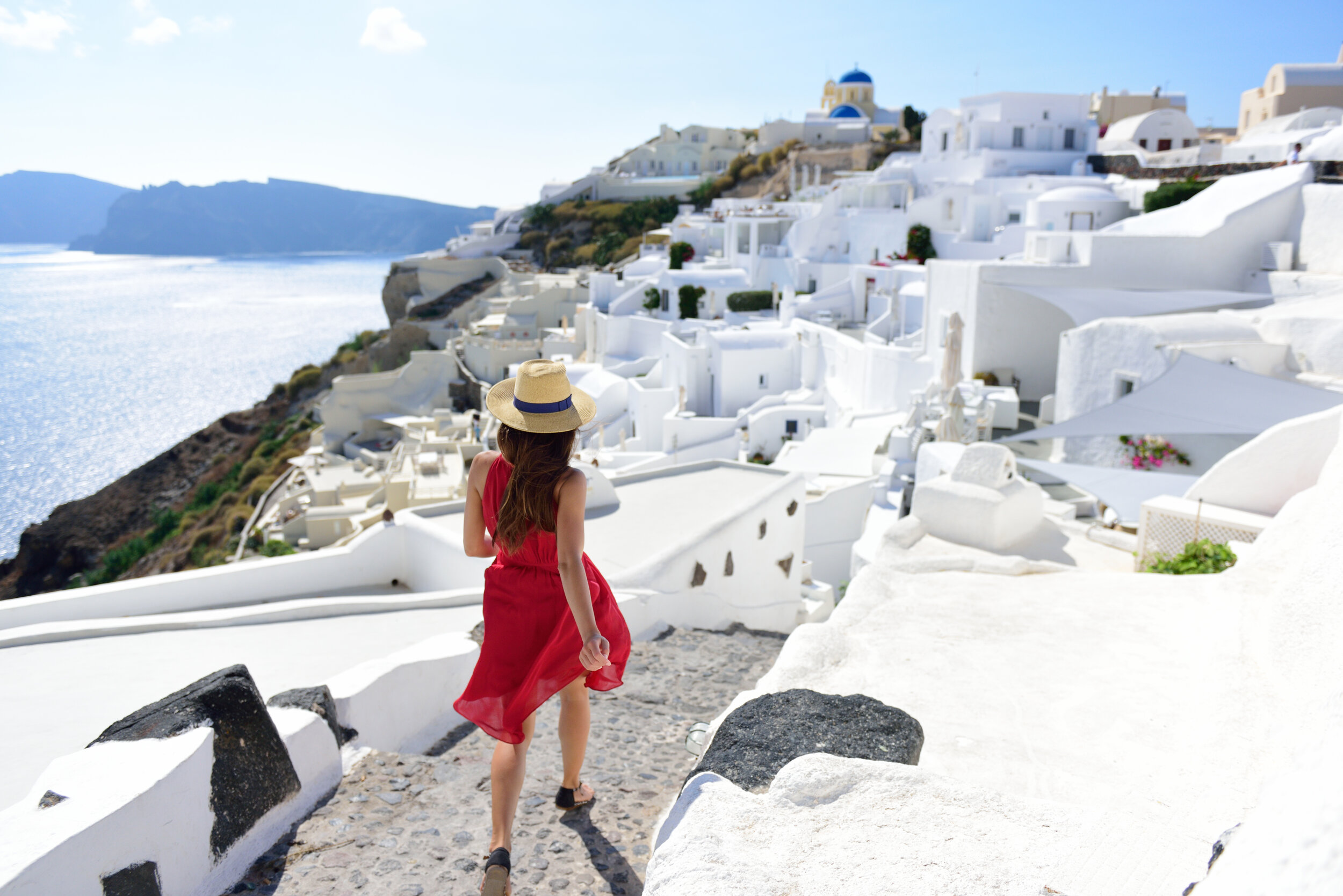 Стоит ли ехать отдыхать в 2024 году. Санторини Миконос. Миконос туристы. Греция Миконос Санторини туризм. Греция Крит и Миконос.