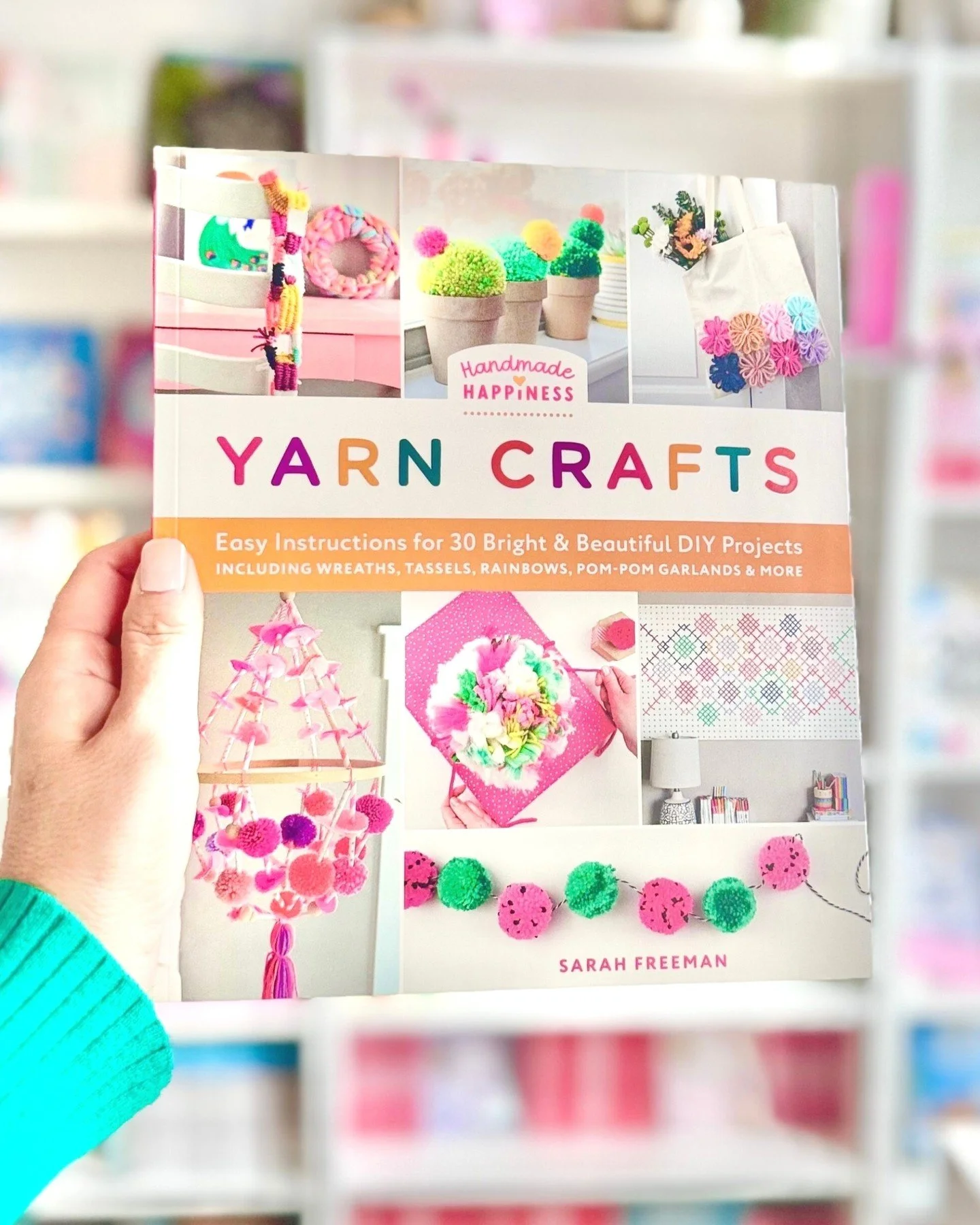 NEW BOOK ANNOUNCEMENT 💖: Introducing HANDMADE HAPPINESS YARN CRAFTS by SARAH FREEMAN of @apricotpolkadot , a unique craft book that takes yarn to the next level! Using simple techniques and easy-to-find materials, you can create anything from holida