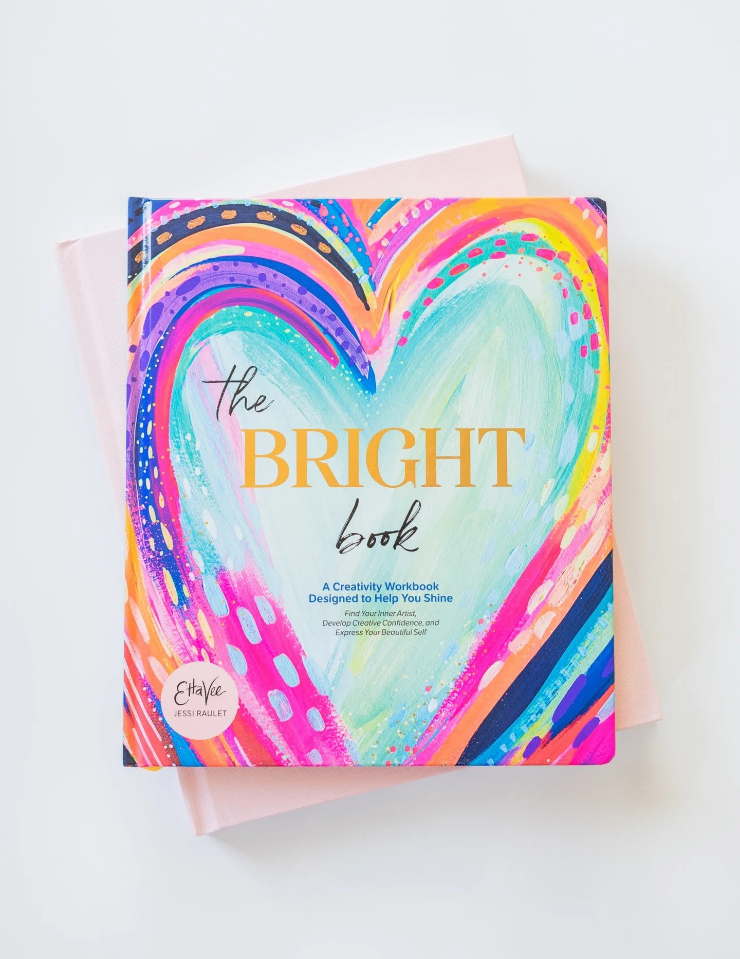 Need a cure for the mid-week blues? Try The Bright Book by Jessi Raulet of @ettavee ! Inside this book, you'll find ideas, exercises, and inspiration for art techniques such as collaging, coloring, drawing, and painting, as well as thoughtful journal