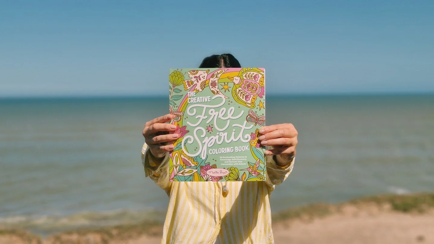 Happy Spring Equinox! Have you seen THE CREATIVE FREE SPIRIT COLORING BOOK by Mara Beyer of @marabeyer_ ? We're celebrating the season by coloring these gorgeous nature-inspired coloring pages! This spring, let your creative energy flow and reconnect