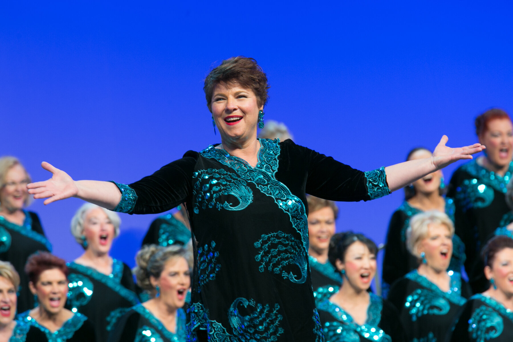 USING LESSAC KINESENSICS WITH SINGERS