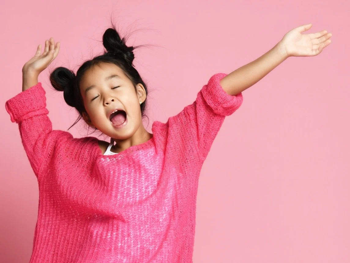 SINGING AND “SONGING" WITH STRUCTURAL NRG