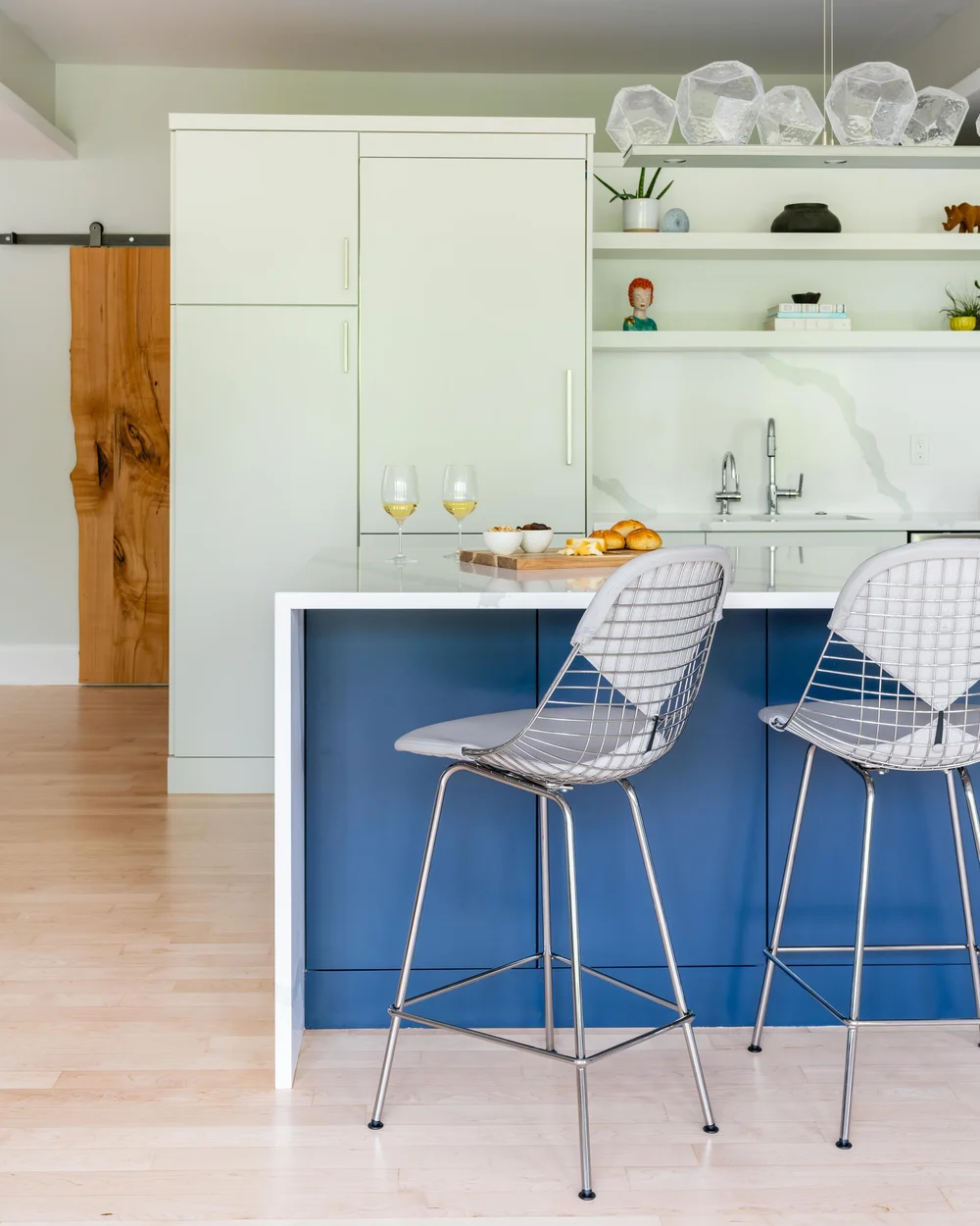 Picture of urban loft — design 2 order | julie sheridan | interior design ...