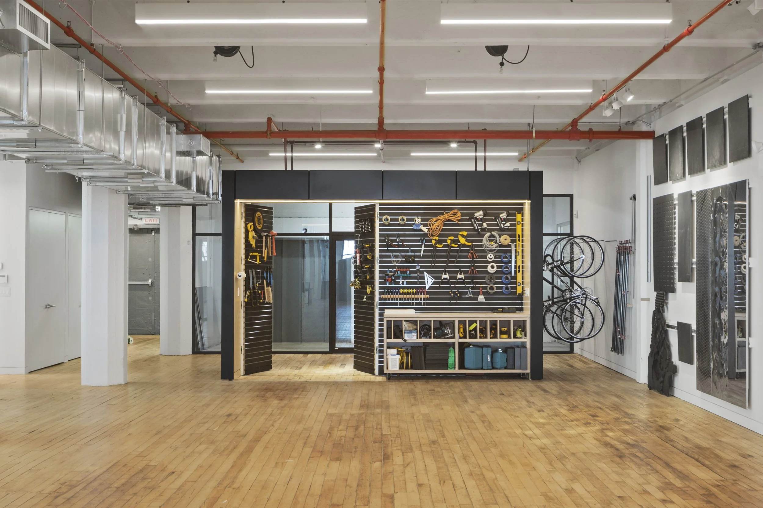 dlab_0402_v2a.jpg