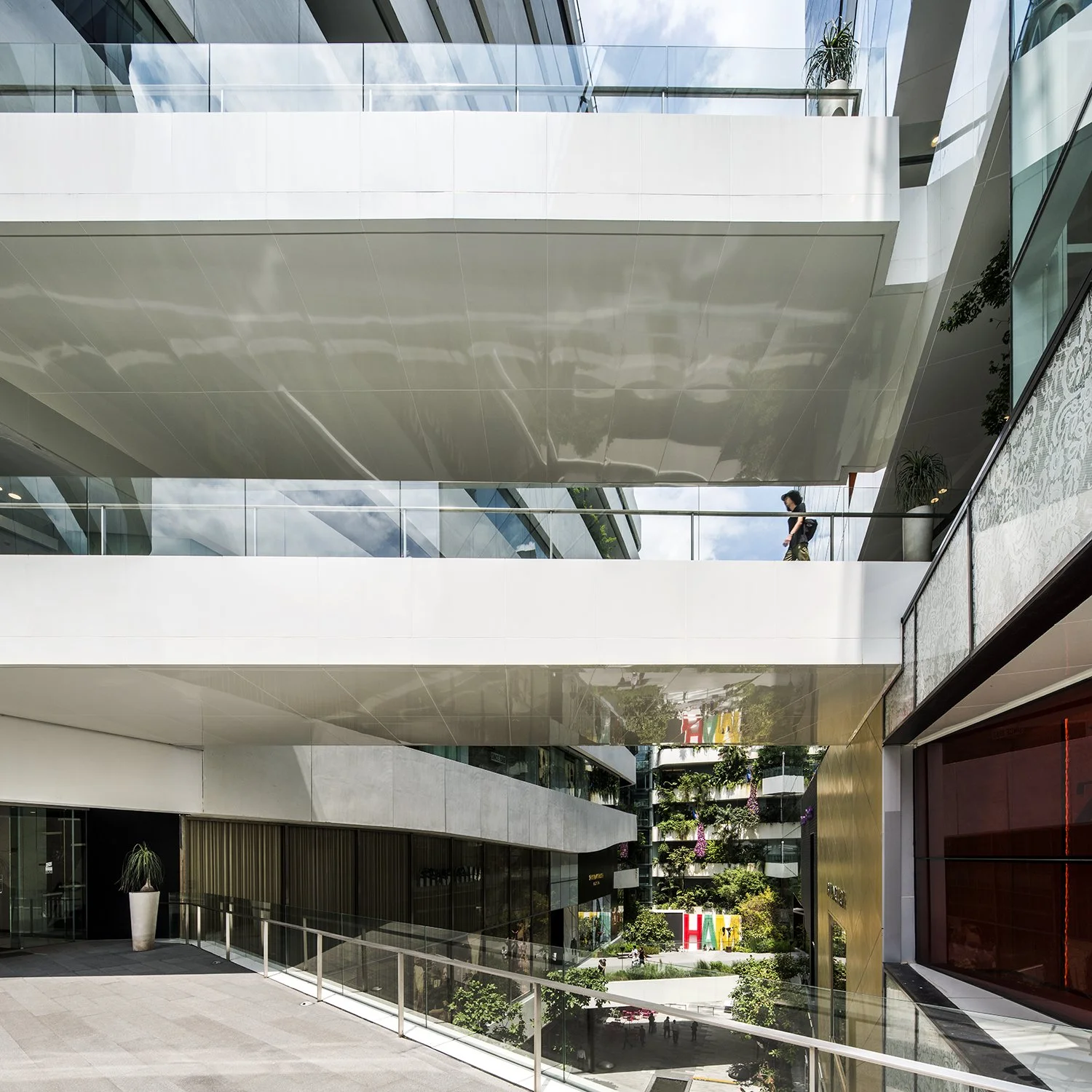 EMQ_Courtyard_+(2).jpg