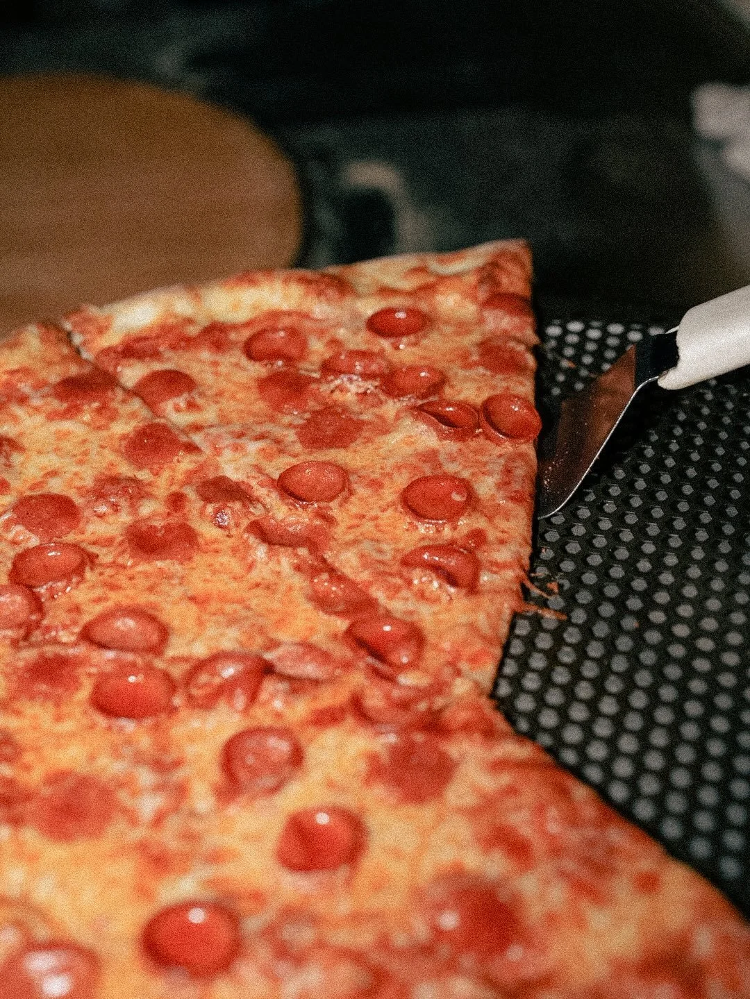 The weekend is here! Come grab some pizza and beer!