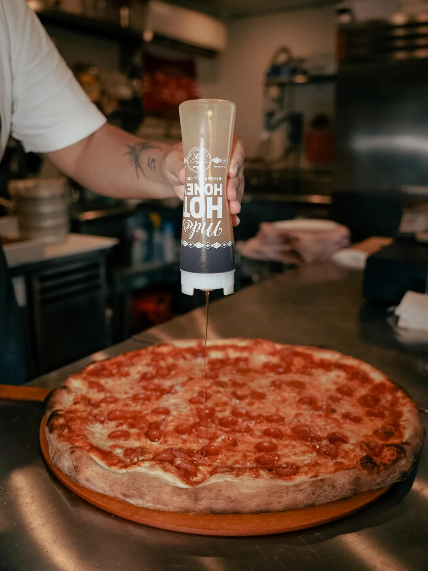 Happy Friday! Come grab a slice, whole pie, or square. We got you covered 🙏