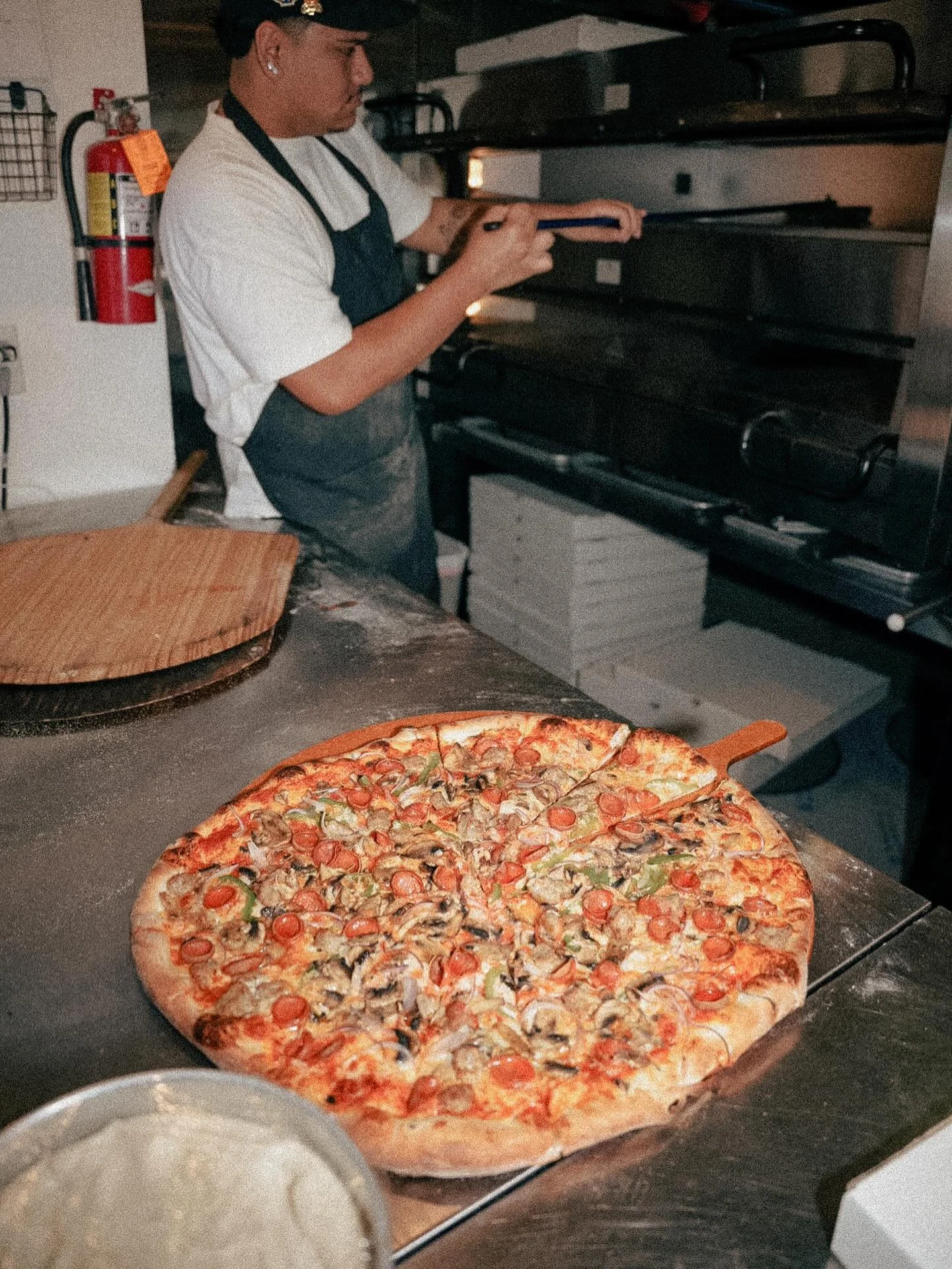 It&rsquo;s cold and gloomy, but we still cranking out these pies to keep y&rsquo;all feeling warm and cozy! 

Visit us at our Downton or Hangar locations. 

📍 Slice Project (Downtown)
300 Main St. Watsonville, CA
831-319-4851

📍 Slice Project at Th