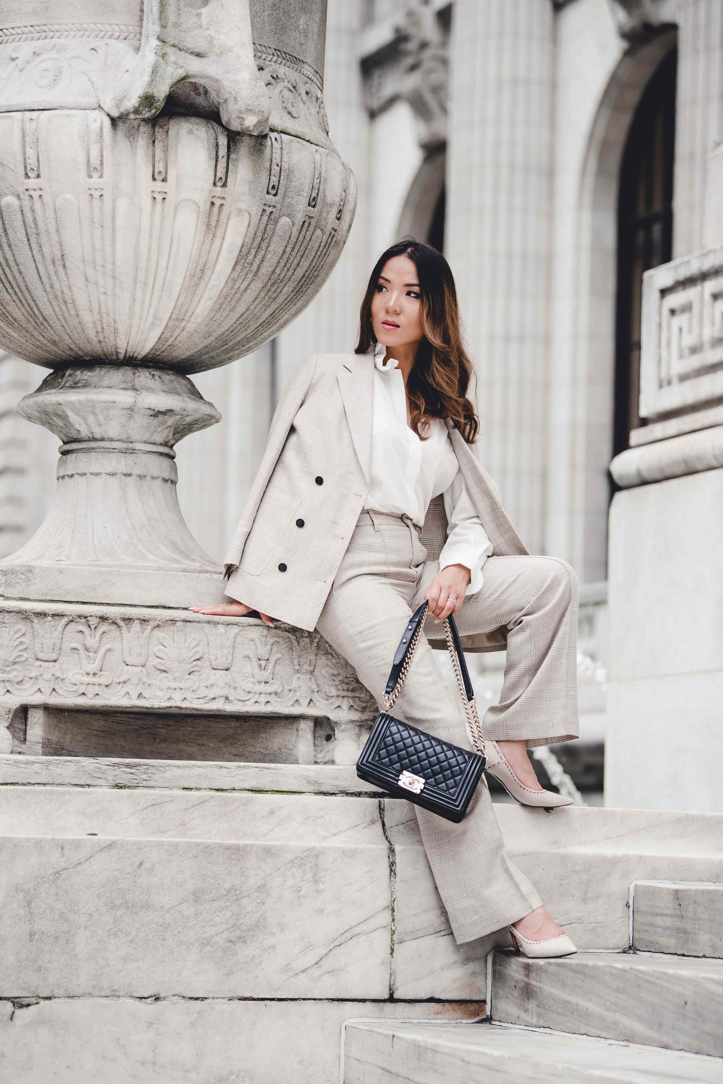 Suistudio-beige-color-suit-set-2.jpg