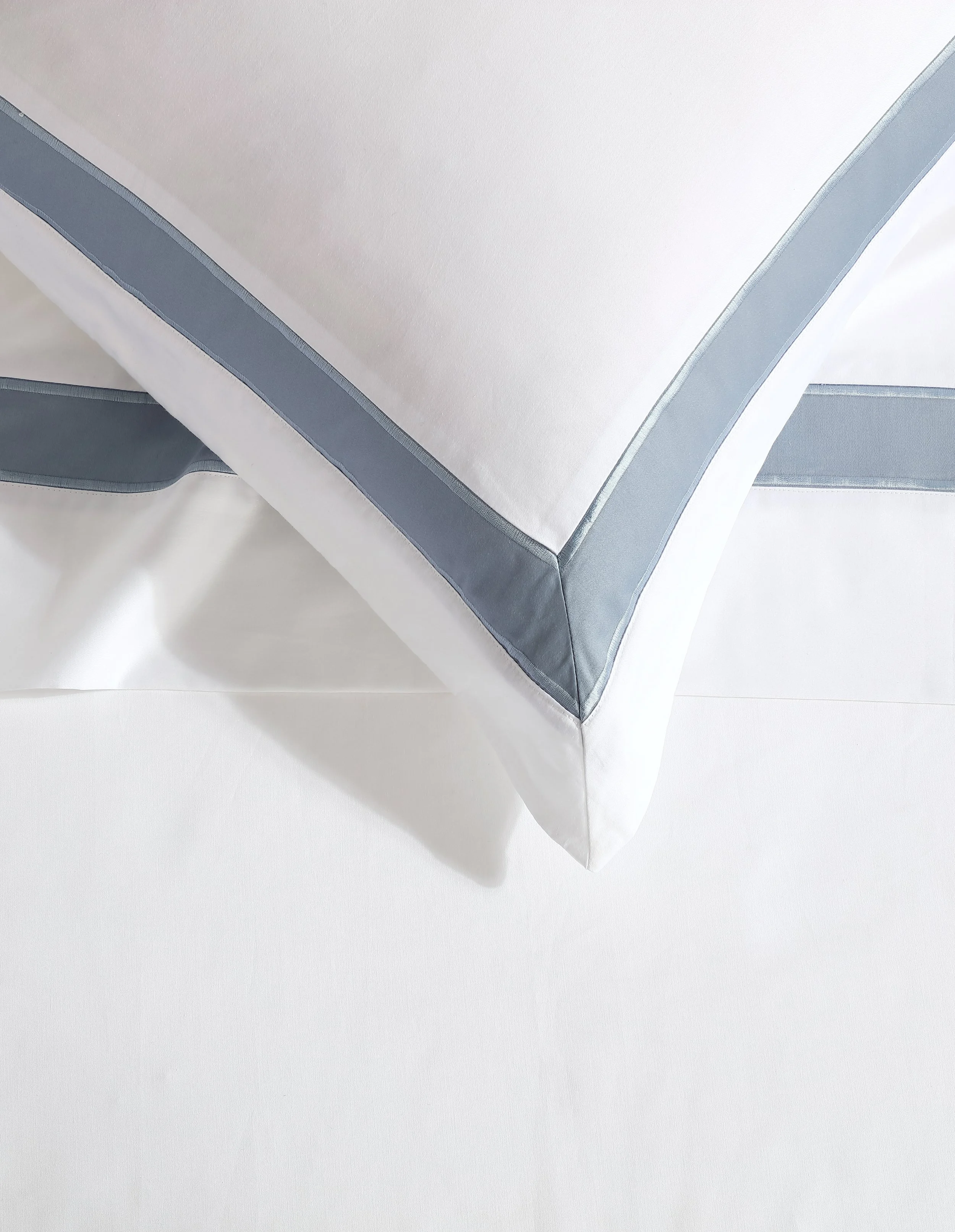 PC-BENTLEY DENIM -TRIM CLOSE UP.JPG