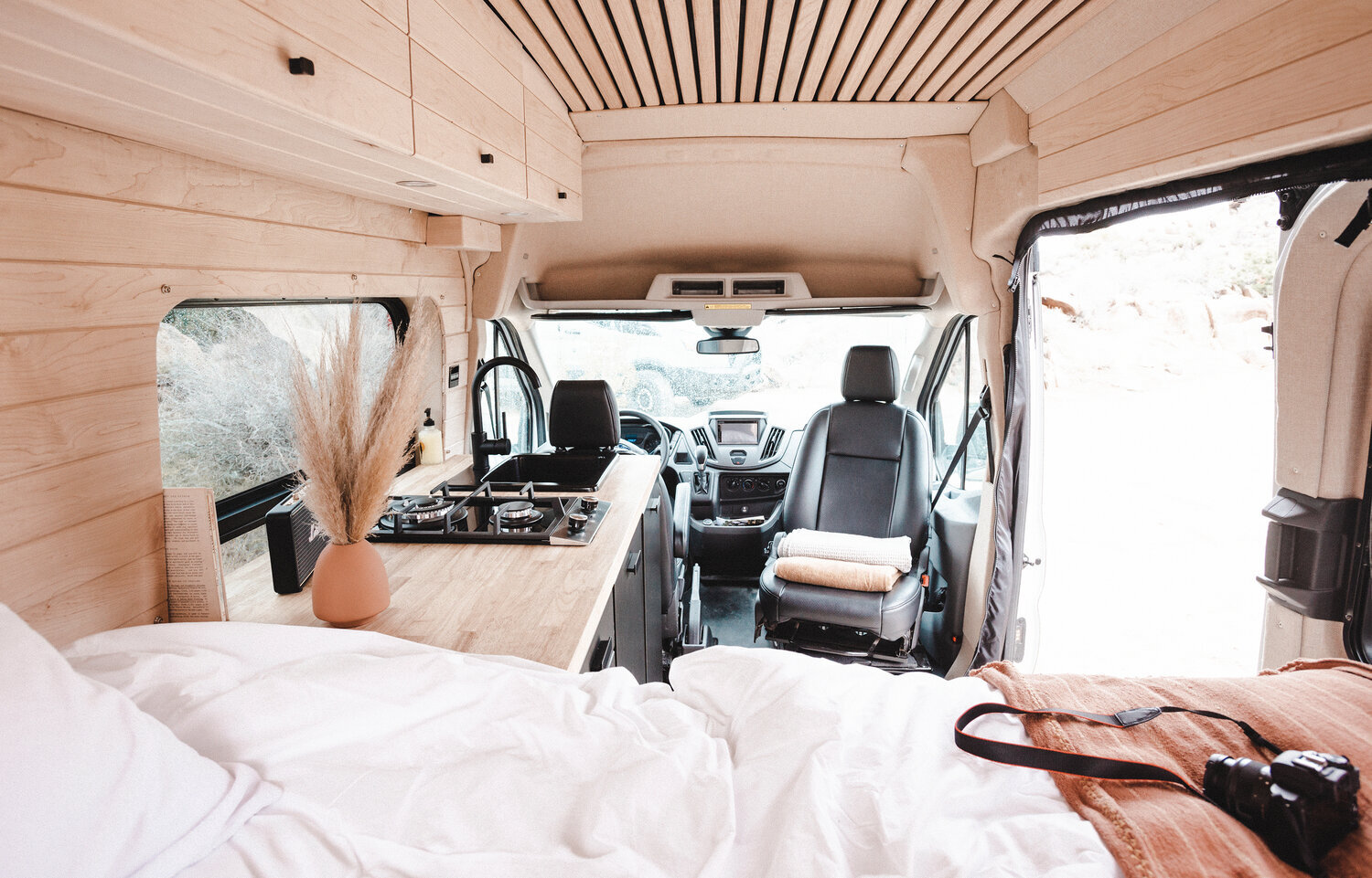 s-california-classic-18-ford-transit-campervan-camper-cartel-staged-interior.jpg