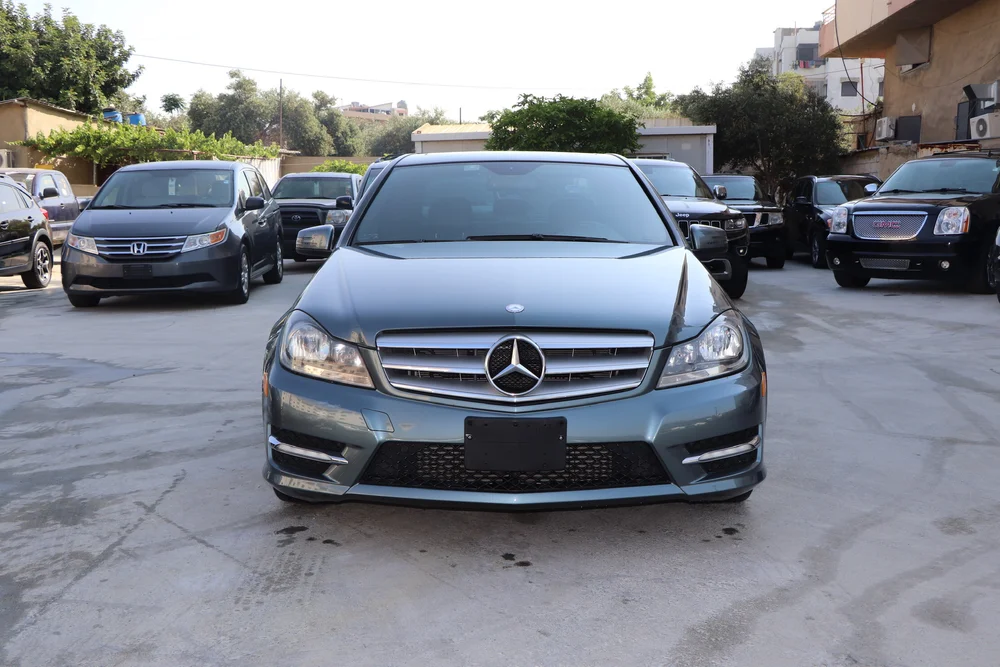 12 Mercedes Benz C250 Sport Rwd Daher Motors