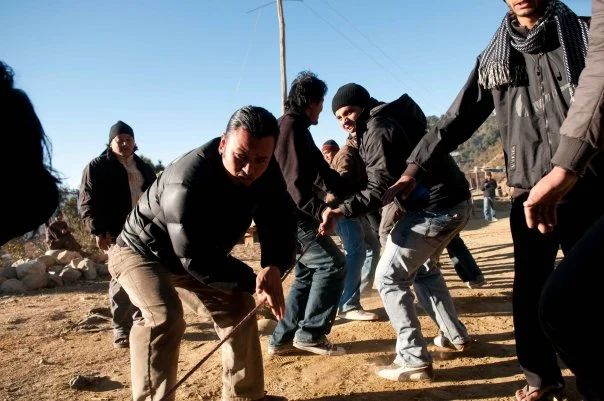 The bus froze overnight - starting it would require pissing on the axle, or yanking hard.