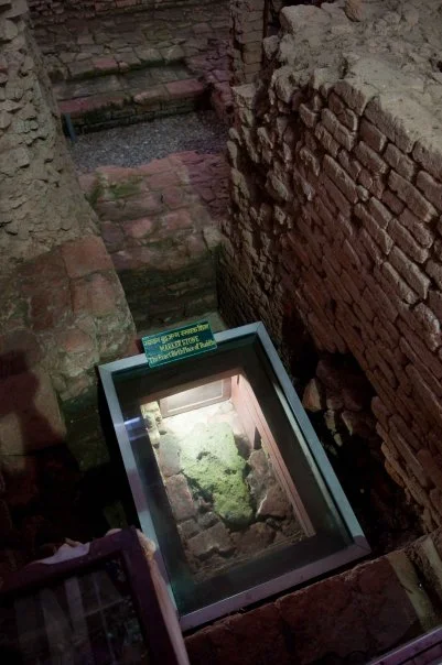 The stone marking the spot of Buddha’s birth. A pinch of salt is required here.