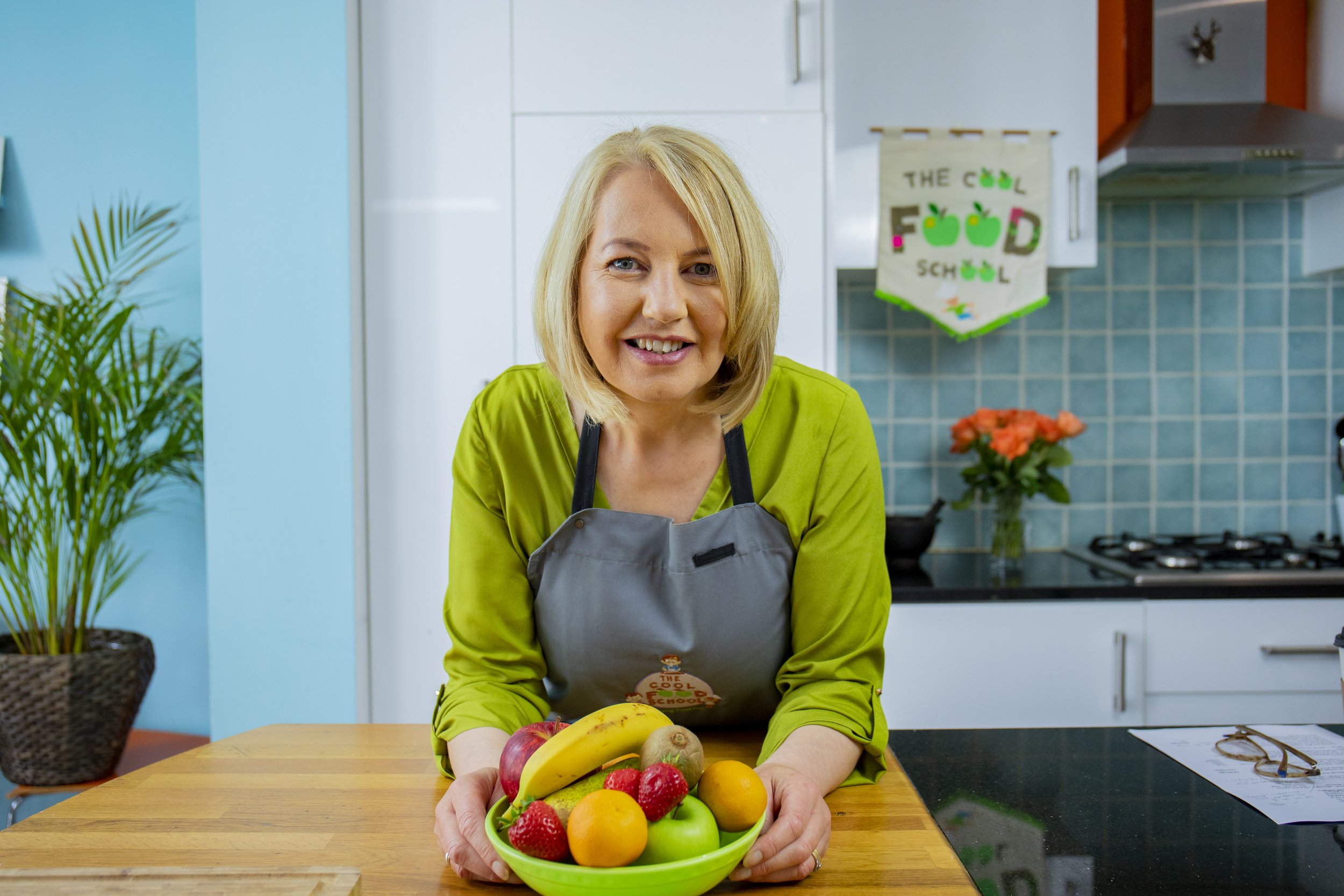 Deirdre Doyle The Cool Food School online programme with fruit bowl.jpg