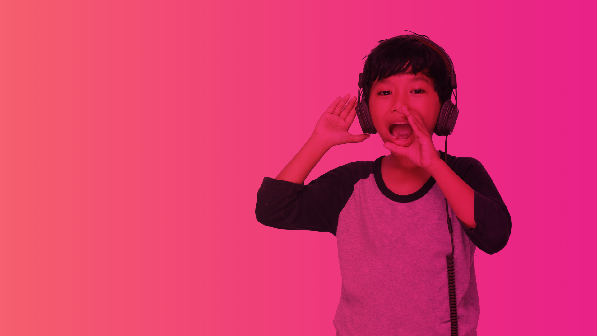 Boy_Earphones.png