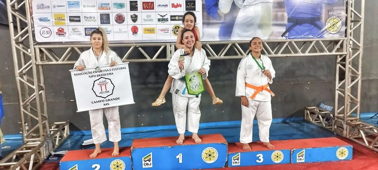 Atletas de judô do Clube Indaiá conquistam ouro, prata e bronze na Copa Dourados