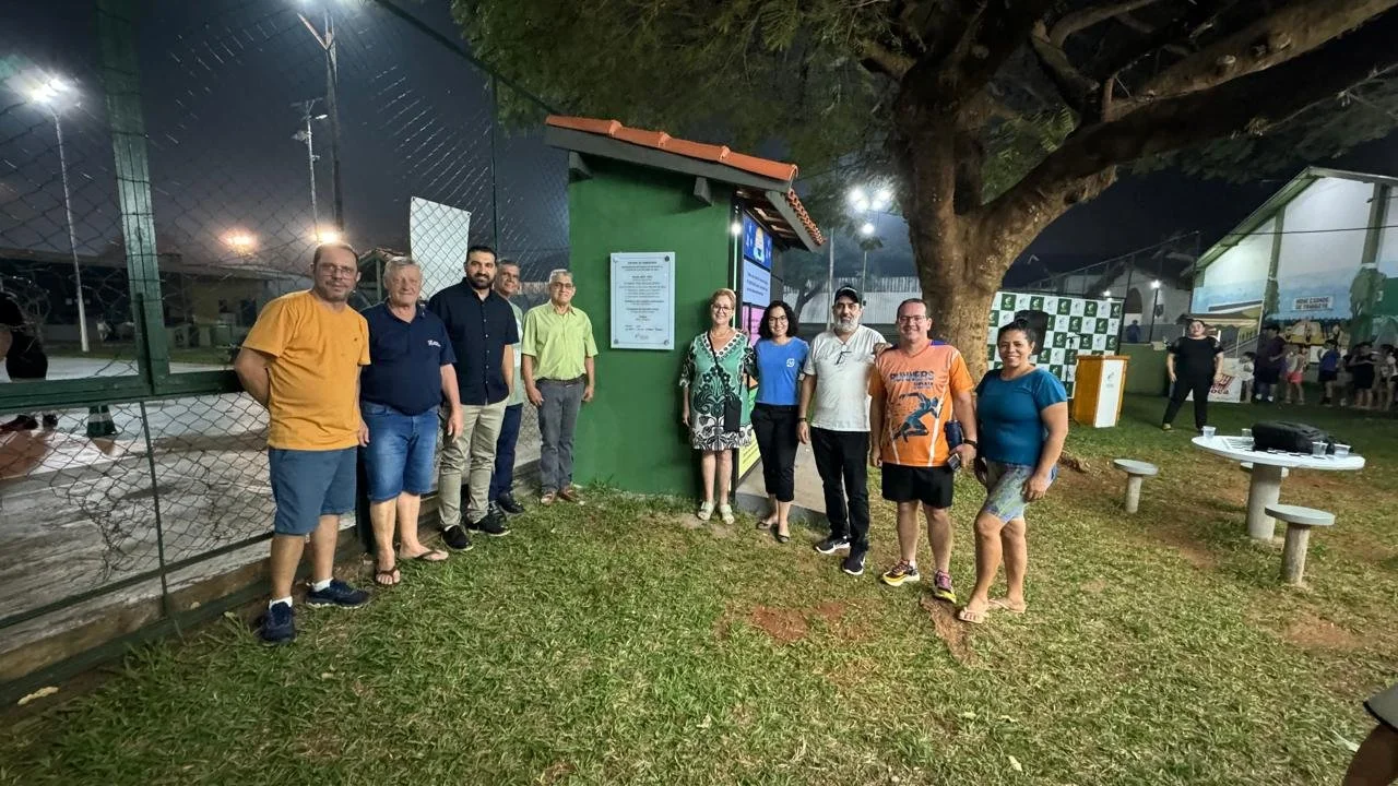 Clube Indaiá inaugura a Árvore da Sabedoria