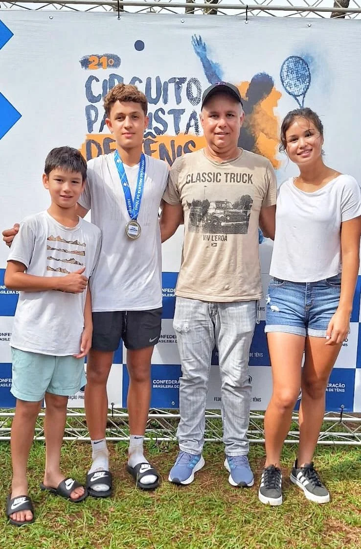 Tenistas do Clube Indaiá se destacam em Brasileiro e seguem para a Copa São Paulo