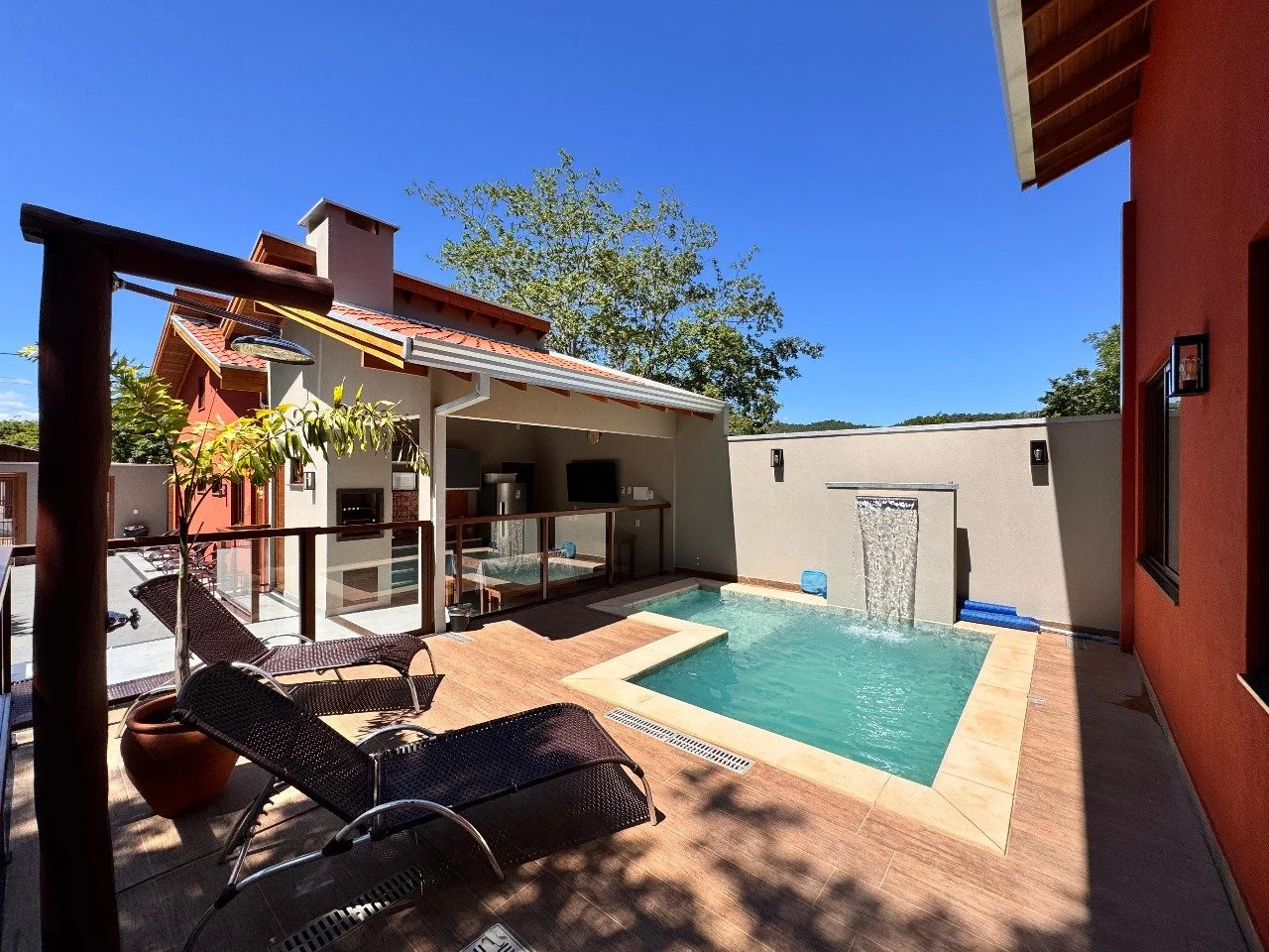 WhatsApp Image 2025-08-16 at 10.38.32 (2).jpeg