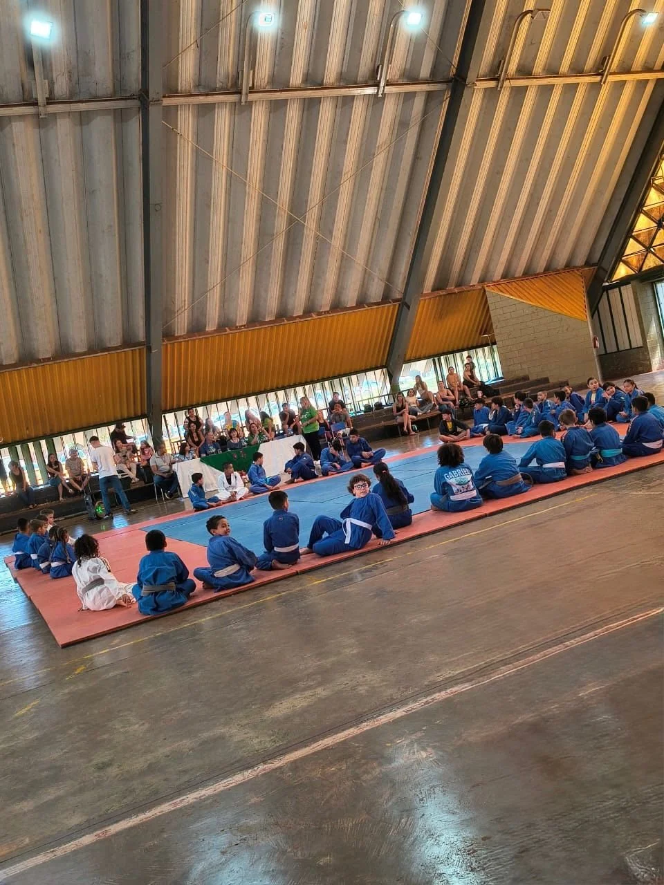 Clube Indaiá fortalece formação esportiva de jovens no Festival de Encerramento do Projeto Educart de Judô