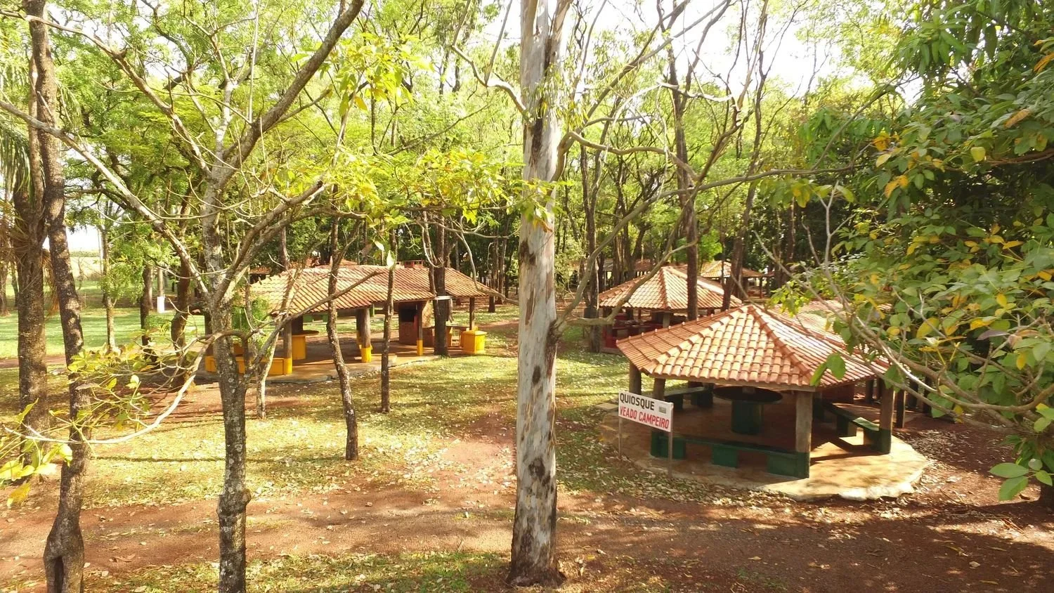 Novas regras para uso dos quiosques já estão em vigor no Clube Indaiá