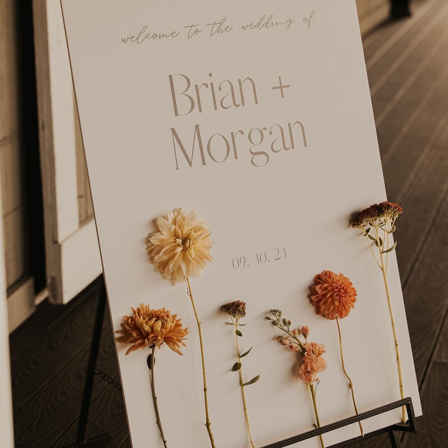 Morgan + Brian 🤍 9&bull;30&bull;2023 

@morgangrausbier 
@juliahart____ 
@oakknollsmanor