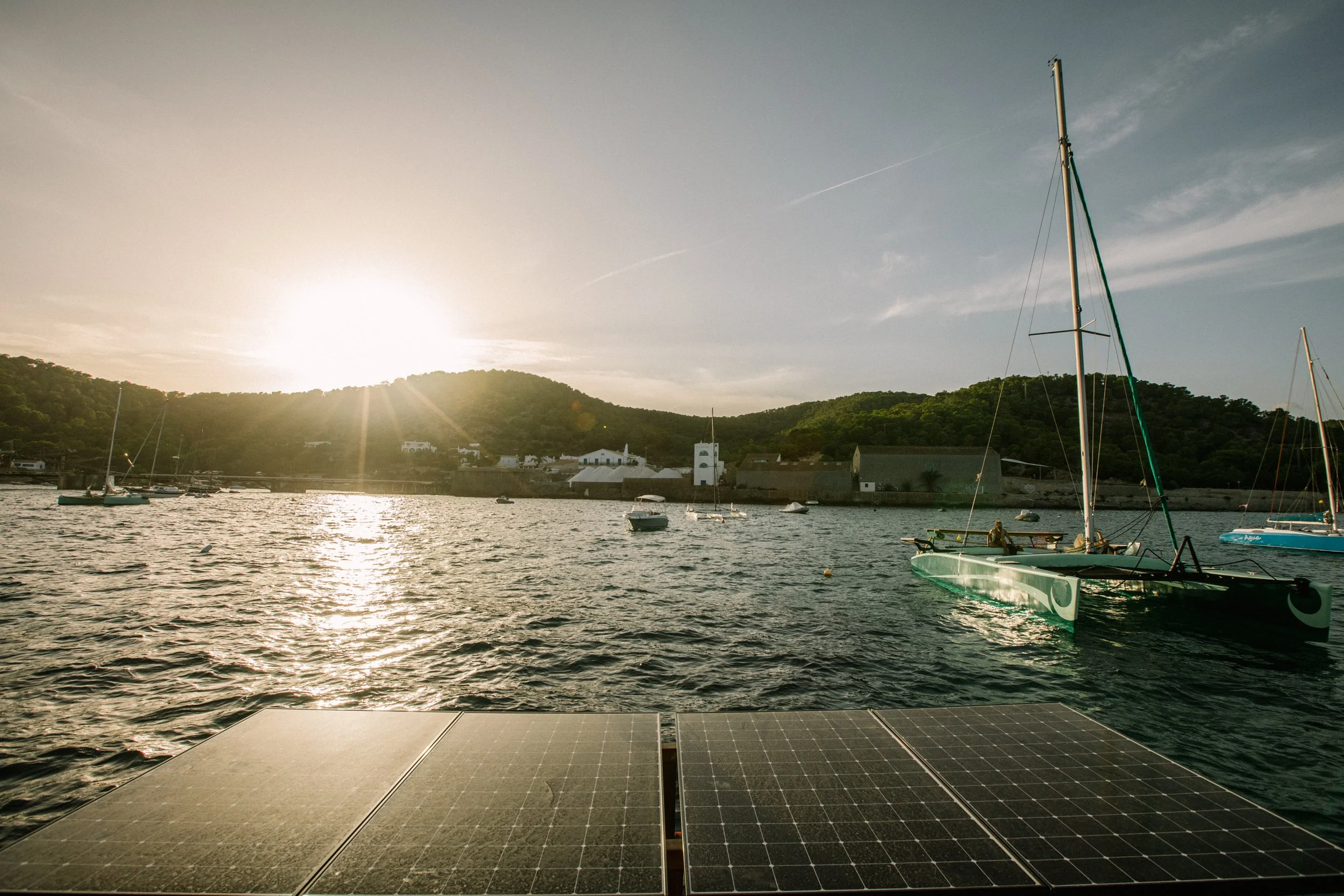 La Bella Verde, Solar Catamarangs