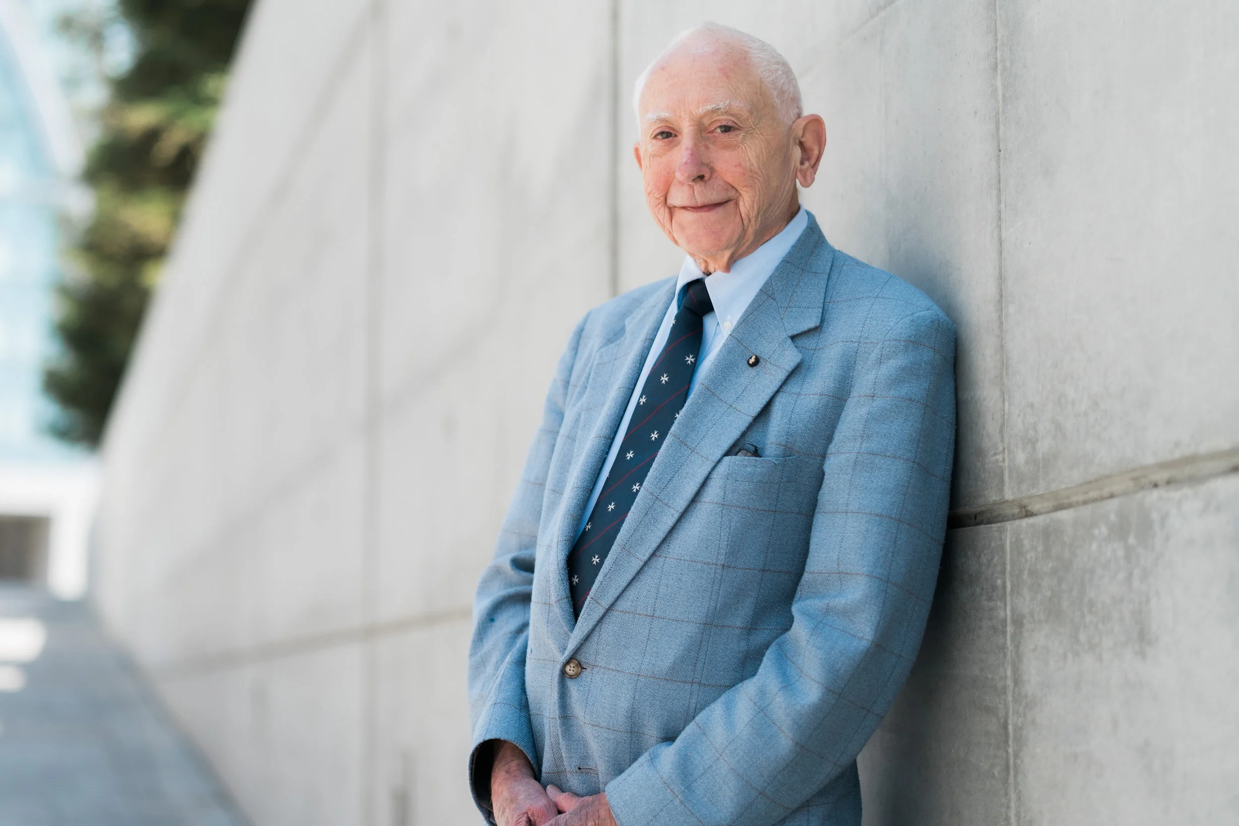 Dr. Thomas Wallace, KM<br><em>Retired Neurologist</em>