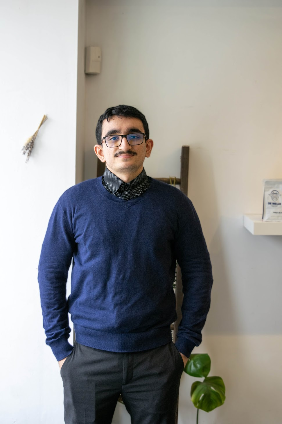 Inder Lakhanpal // Junior Bookkeeper