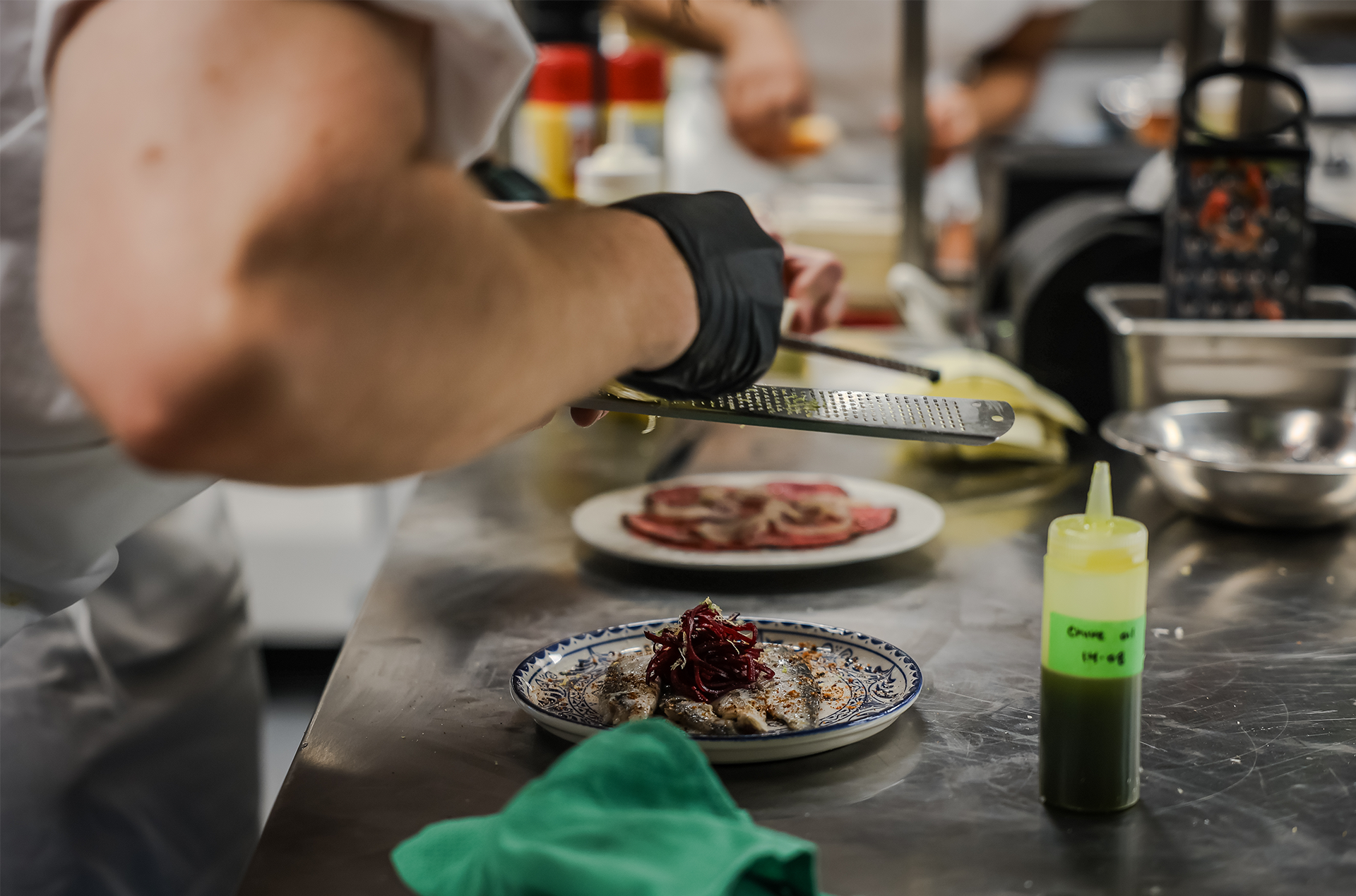 How to Scale a Restaurant Business Without Losing Profitability