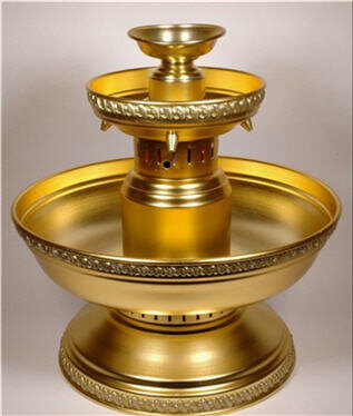 Champagne Fountain Gold | $50