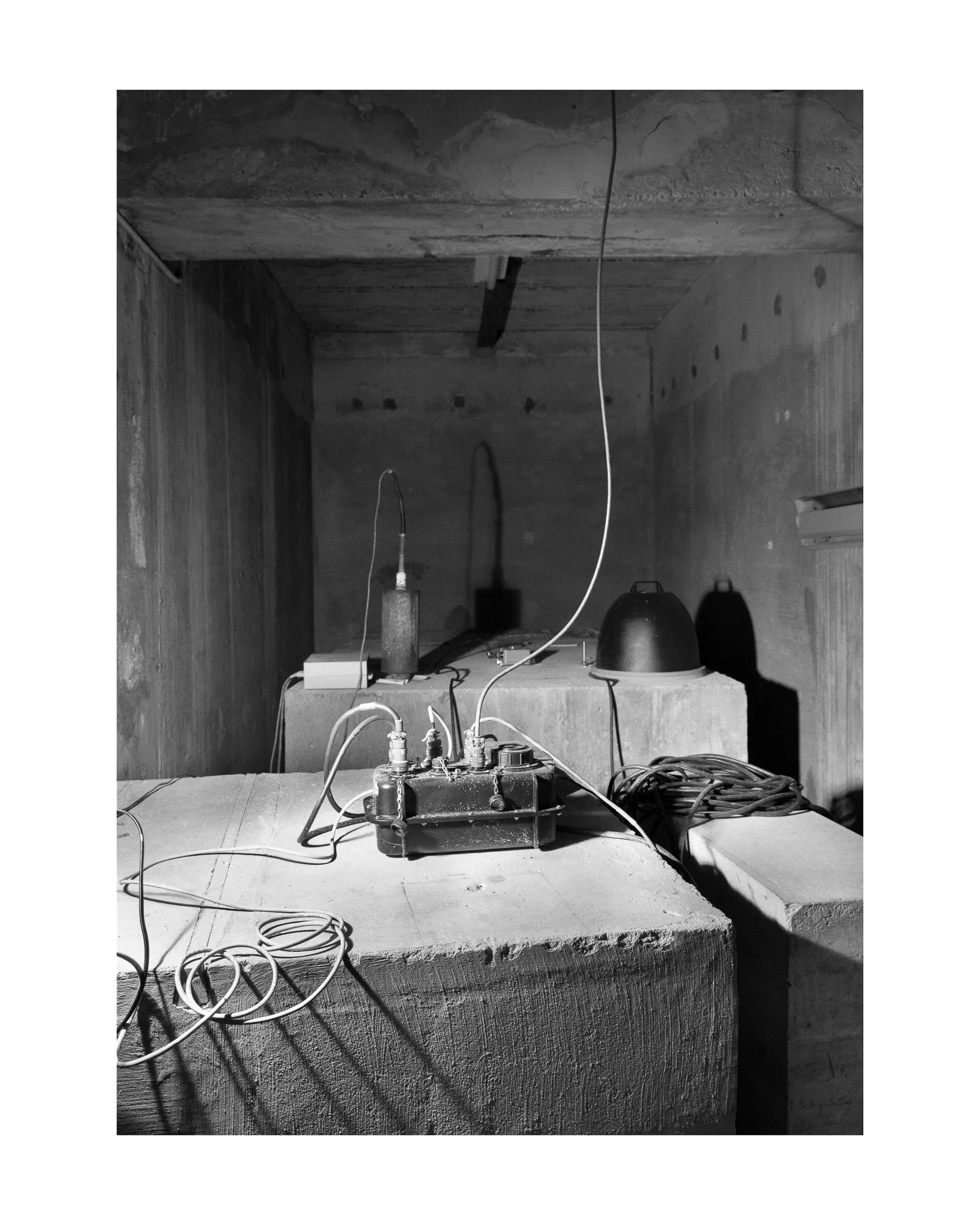 Thalassa Raasch, Earthquake Detection Room (2020)