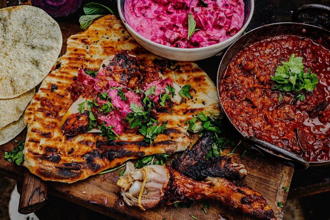 * SATURDAY 11th MAY* 
Our mate Luke from @highgrangedevon will be firing up his grills alongside our wine bar! 🍷 🔥 
Bring your appetite for smokey chicken biryani, burnt beetroot raita and Kachcumber salad. 
We&rsquo;ll have crisp craft beer and so