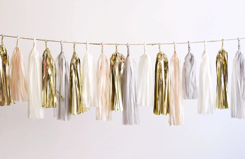 Tassel Garland-Neutral w/ Gold