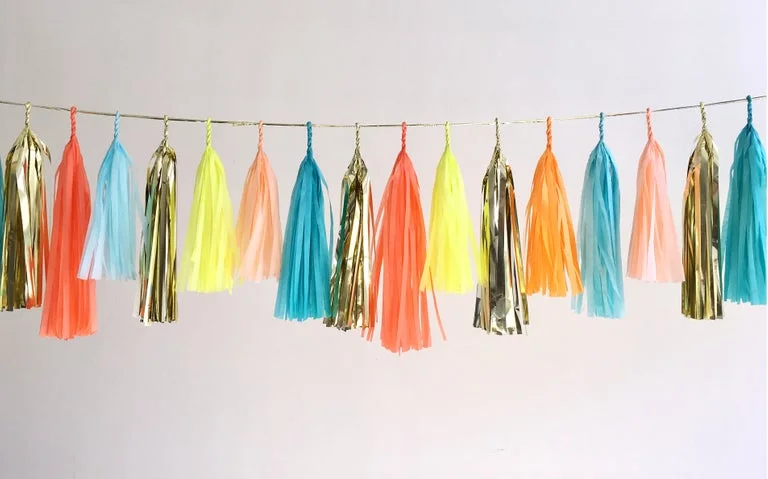 Tassel Garland-Aqua/Peach