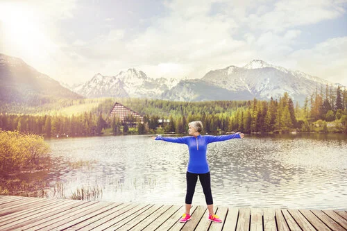 4 REASONS WHY YOU SHOULD BE STRETCHING AT HOME