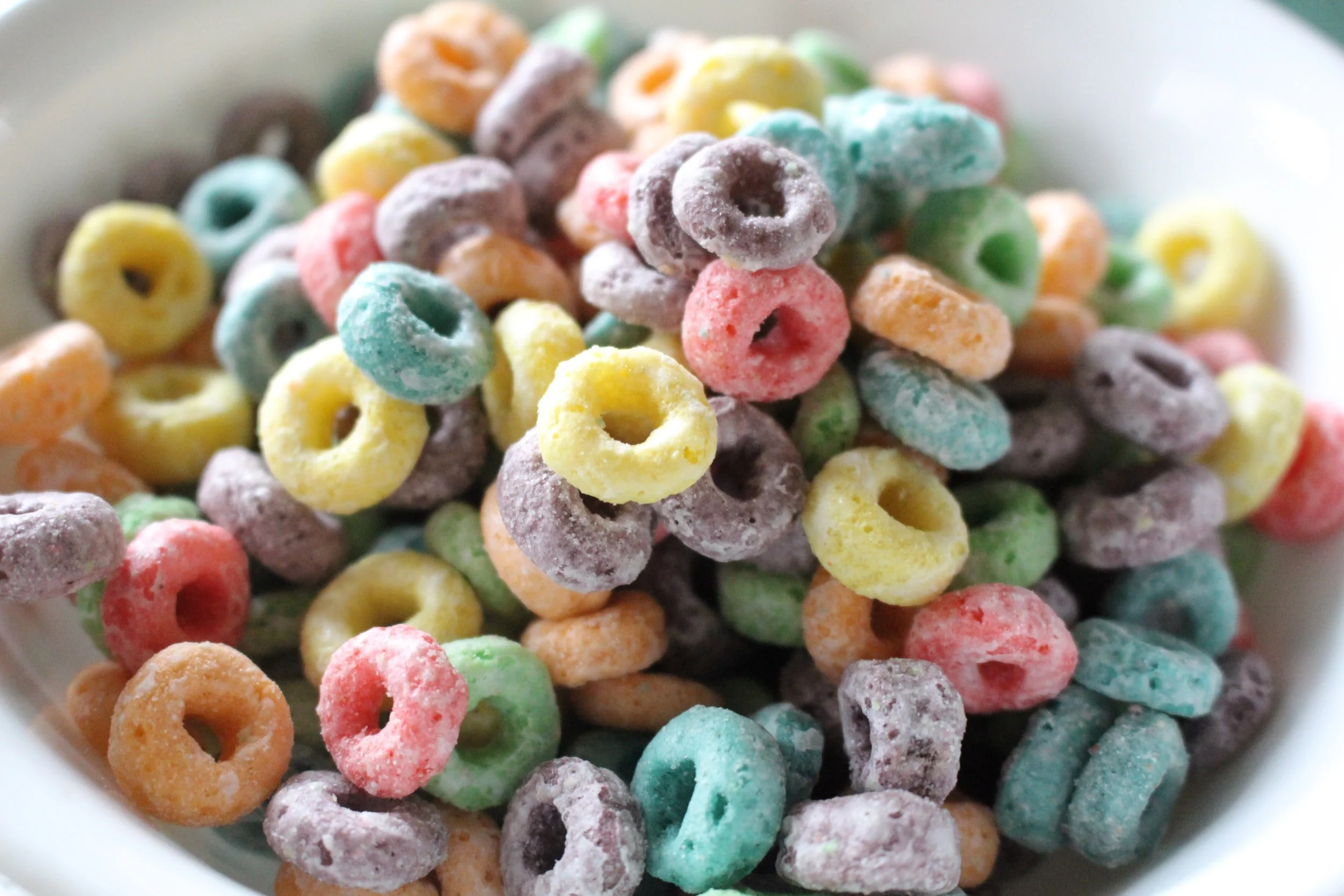 ARE FOOD DYES HARMFUL?  