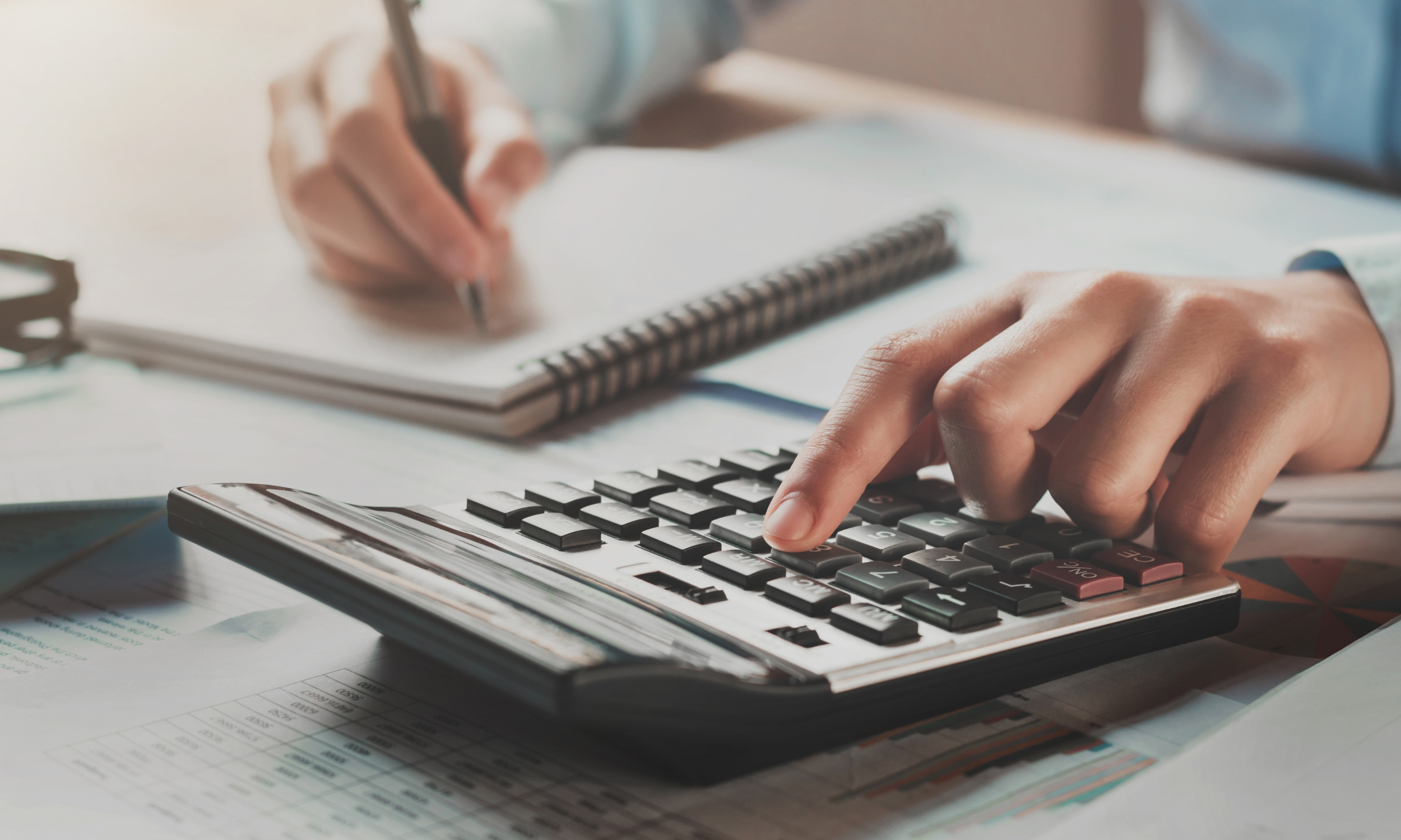 Top 4 Benefits of Hiring Outsourced Accounting Services