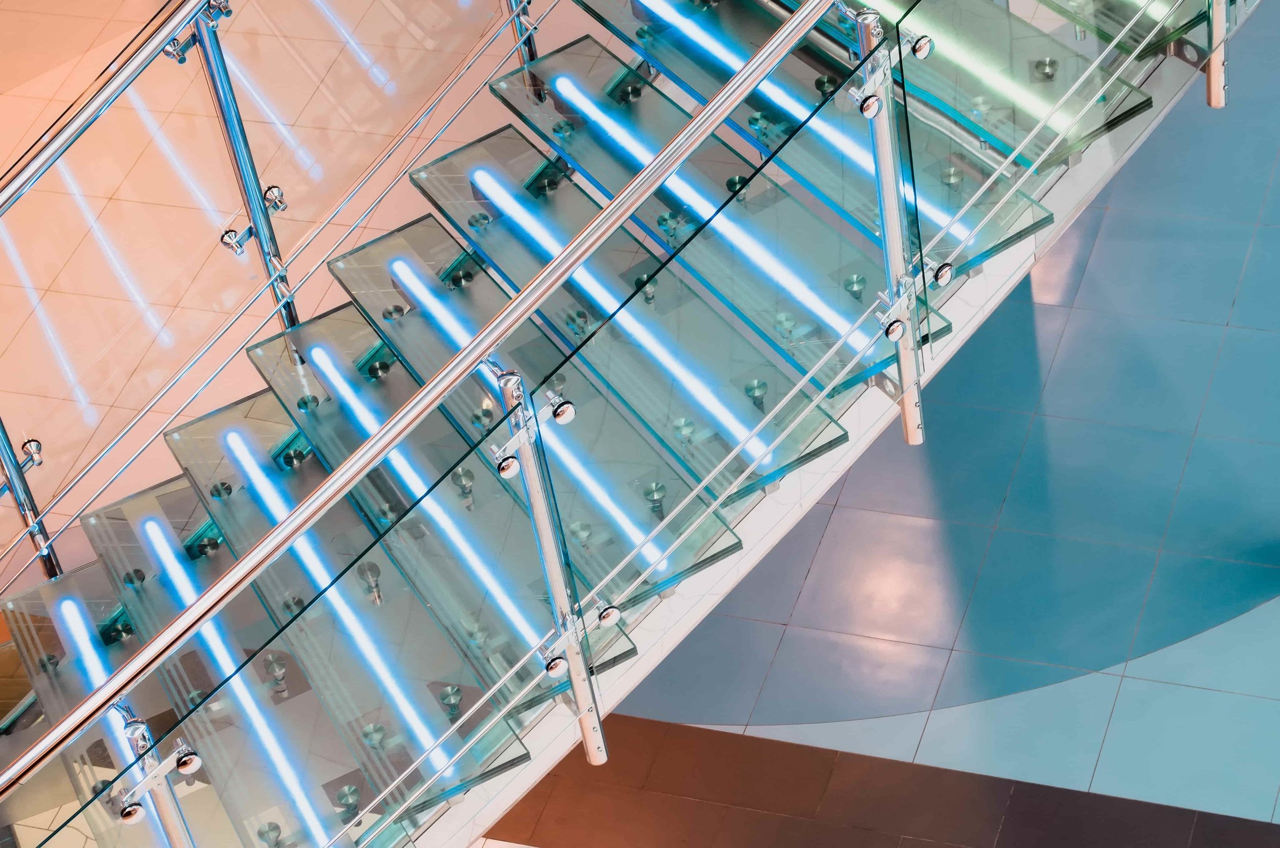 LED-glass-stairs.jpg