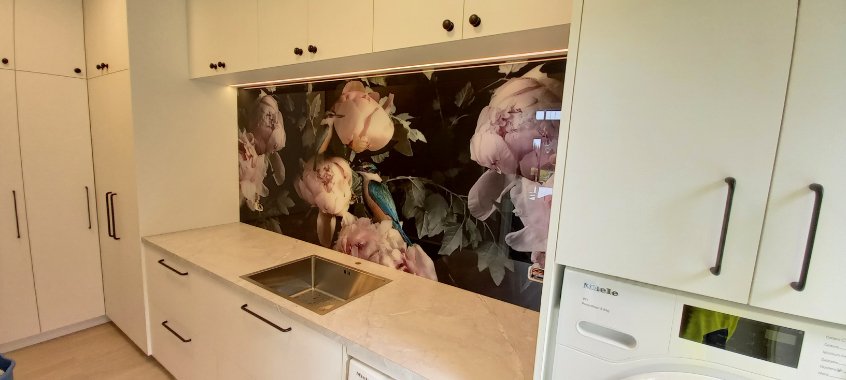 Richmond Glass glass kitchen splashback custom image with roses.jpg