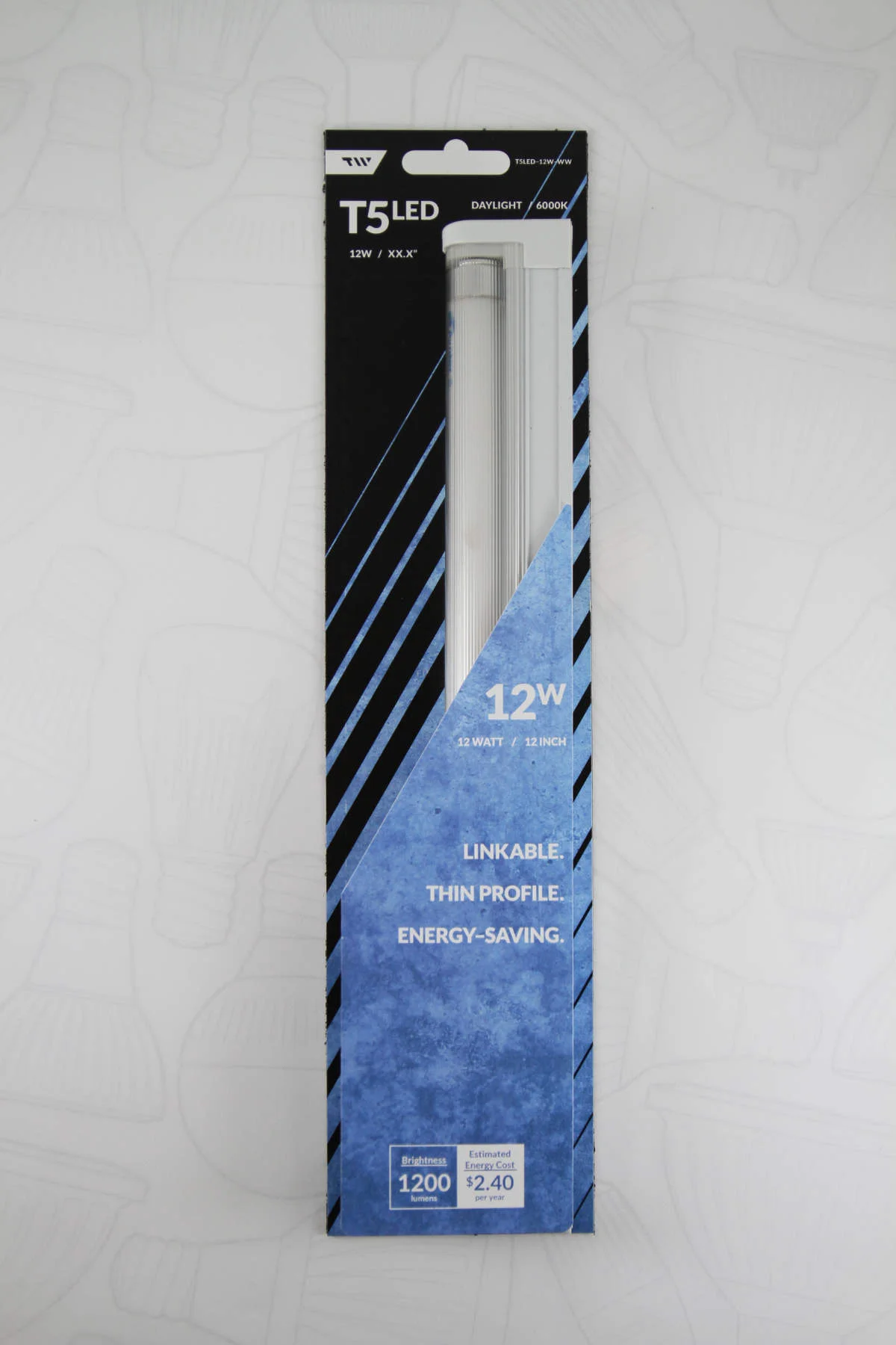 A linkable T5LED bar and its packaging.