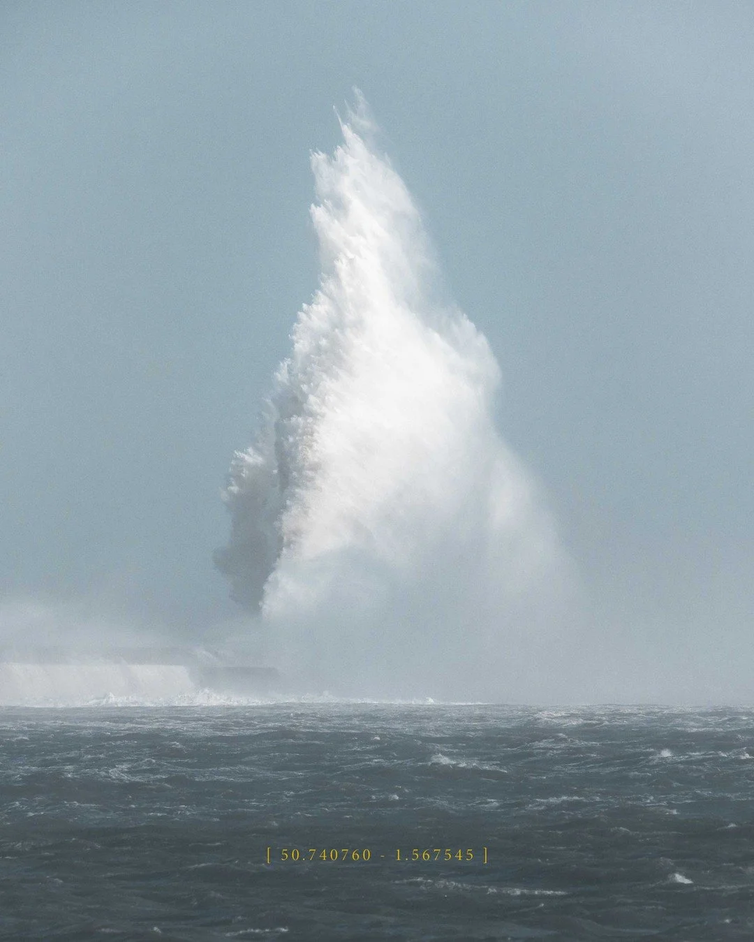 Yesterday was world's ocean day 🌊
⠀⠀⠀⠀⠀⠀⠀⠀⠀⠀⠀⠀⠀⠀⠀⠀⠀⠀⠀⠀⠀⠀⠀⠀
A good time to remember the power that surrounds us. 
Nature can be freaky sometimes but it's also a beautiful and unique scenery each and every day!
⠀⠀⠀⠀⠀⠀⠀⠀⠀⠀⠀⠀⠀⠀⠀⠀⠀⠀⠀⠀⠀⠀⠀⠀
Keep Roaming my