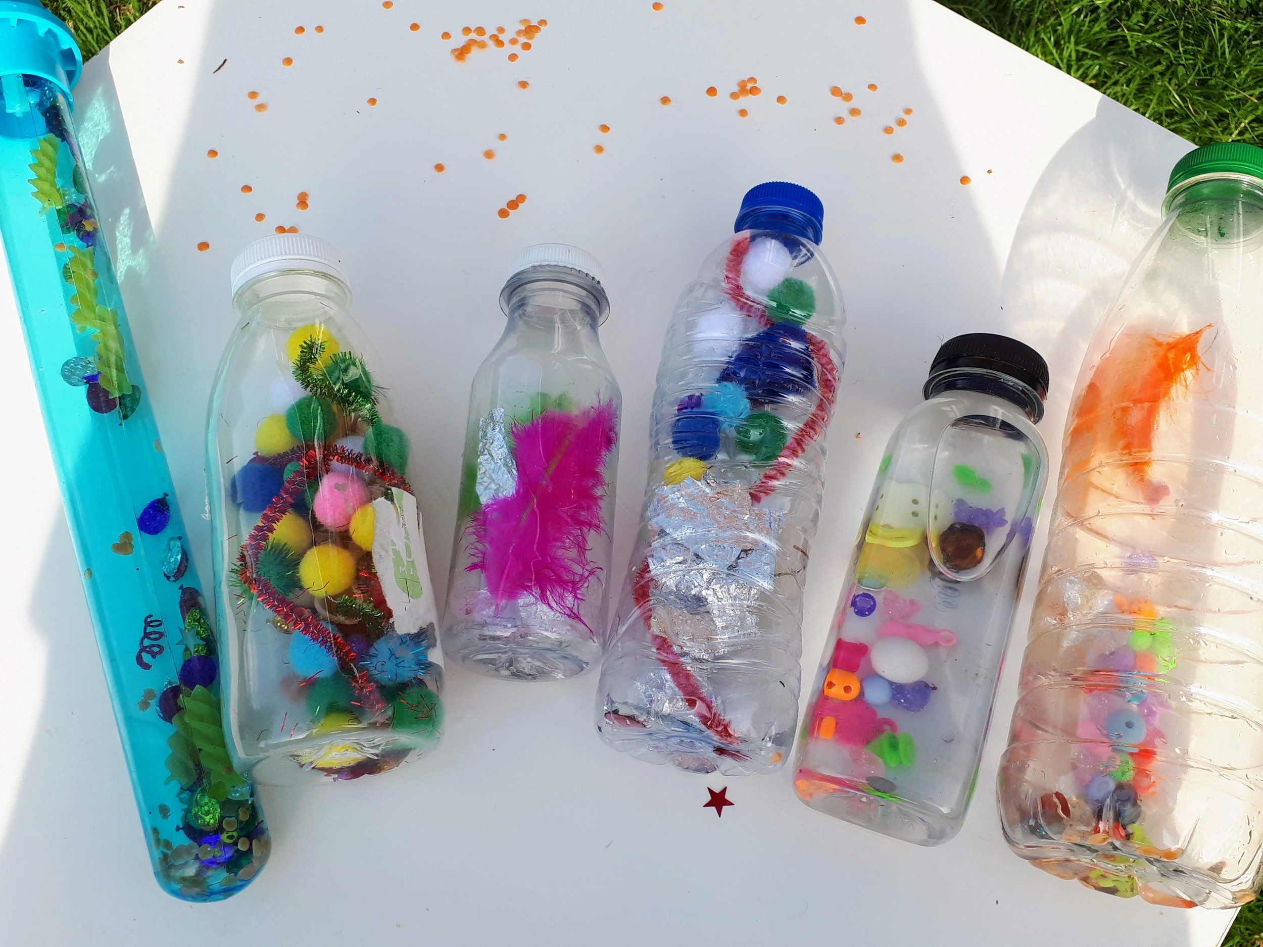 How to make PLAY sensory water bottles for Kids DIY! 